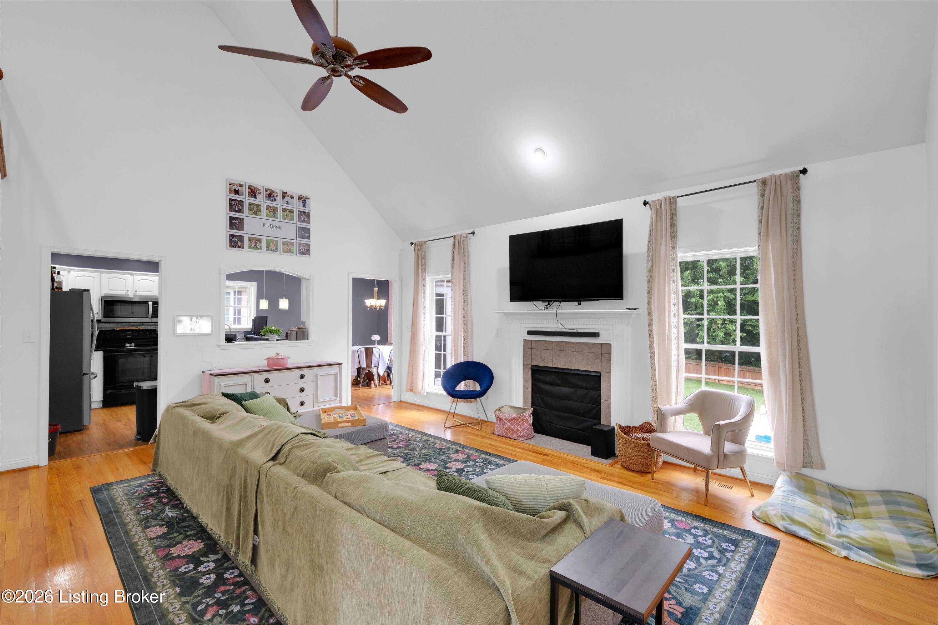 4545 Cherry Forest Cir Property Photo 5