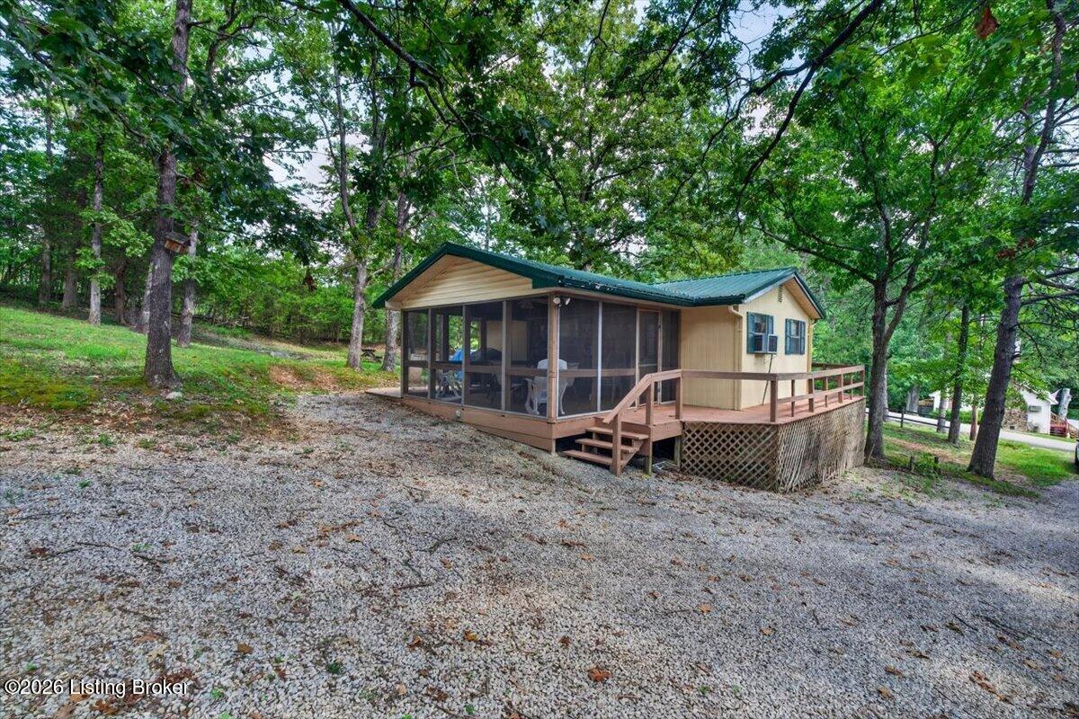 296 Linwood Rd Property Photo 4