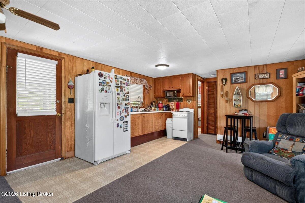 296 Linwood Rd Property Photo 12