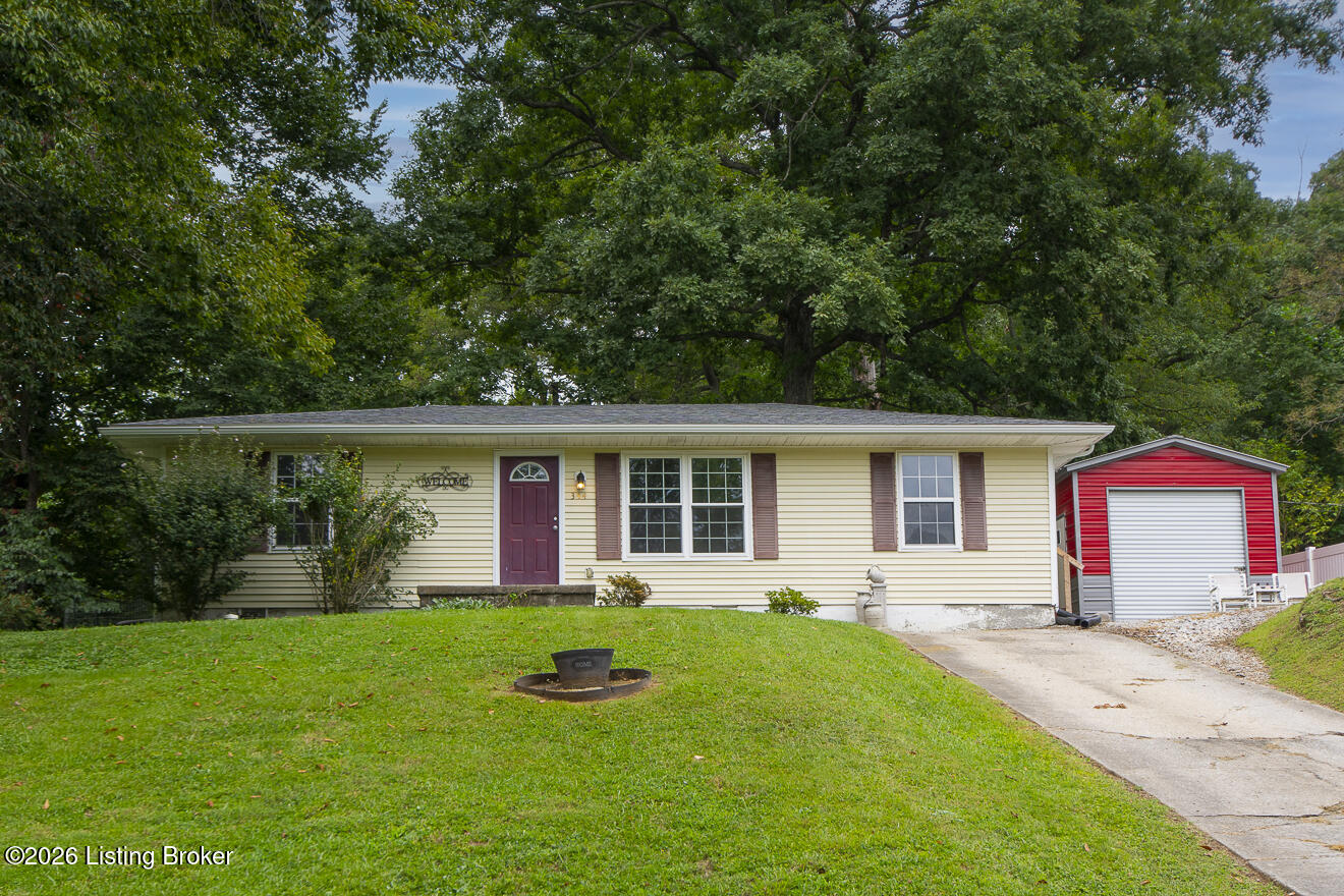 344 Lake Elmo Rd Property Photo 2
