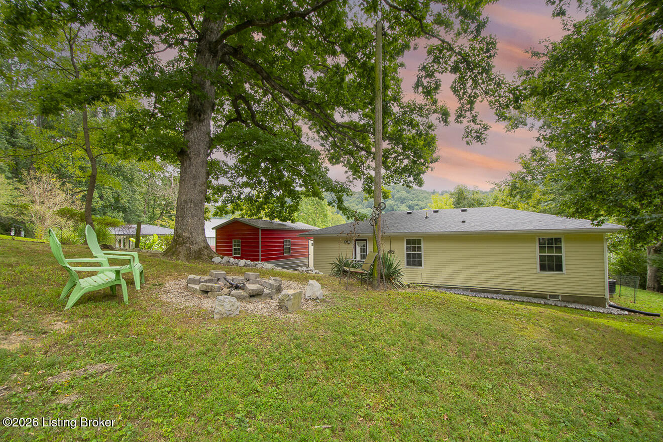344 Lake Elmo Rd Property Photo 9