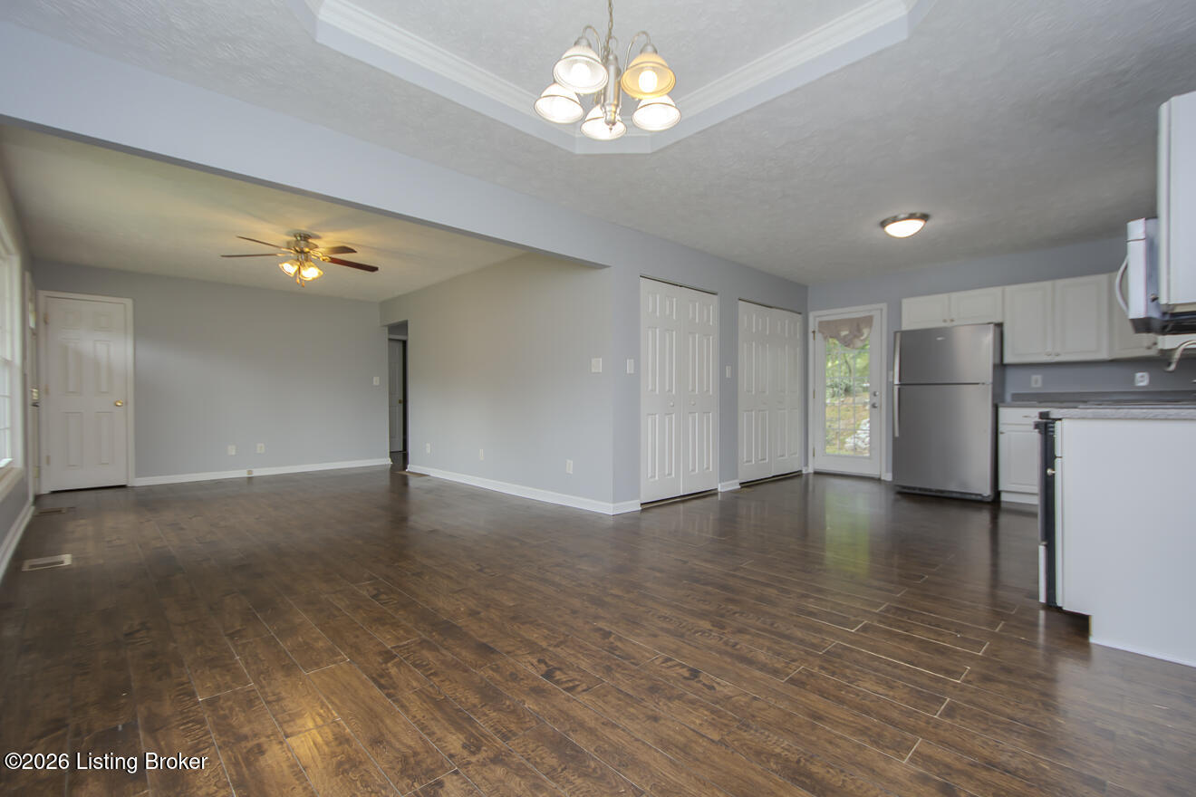 344 Lake Elmo Rd Property Photo 16
