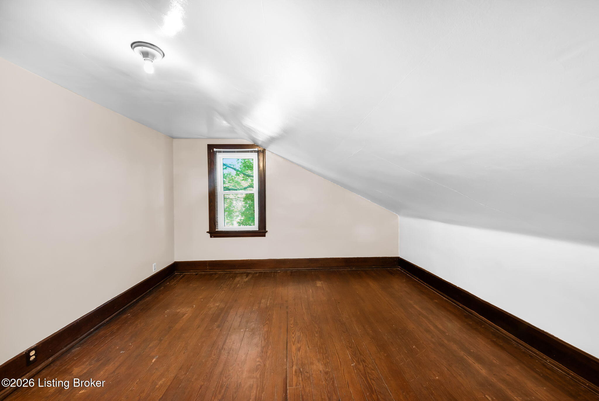 900 Garvey Ave Property Photo 22