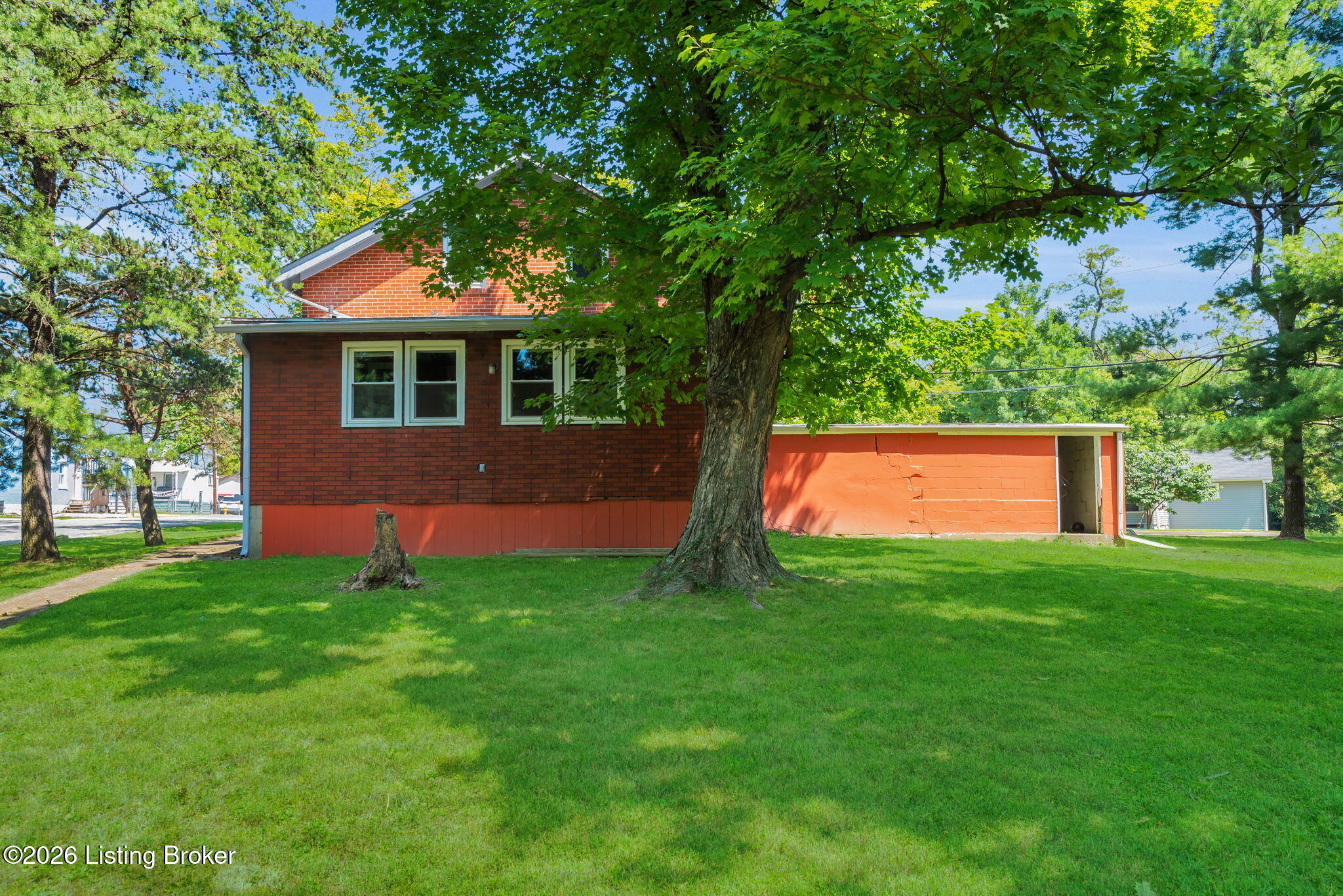 900 Garvey Ave Property Photo 38