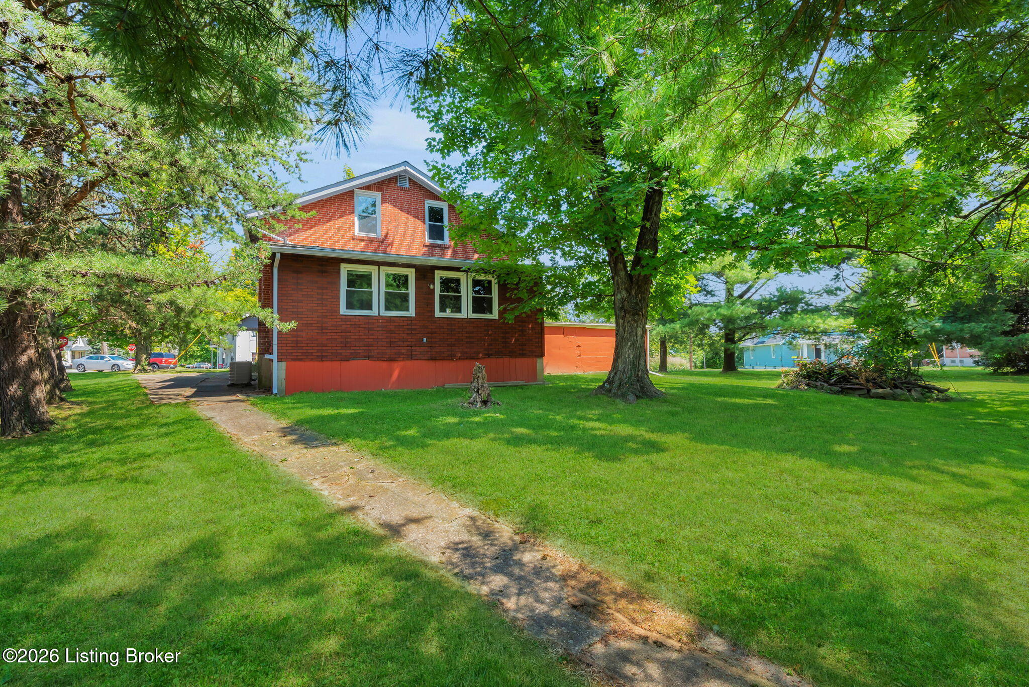 900 Garvey Ave Property Photo 39
