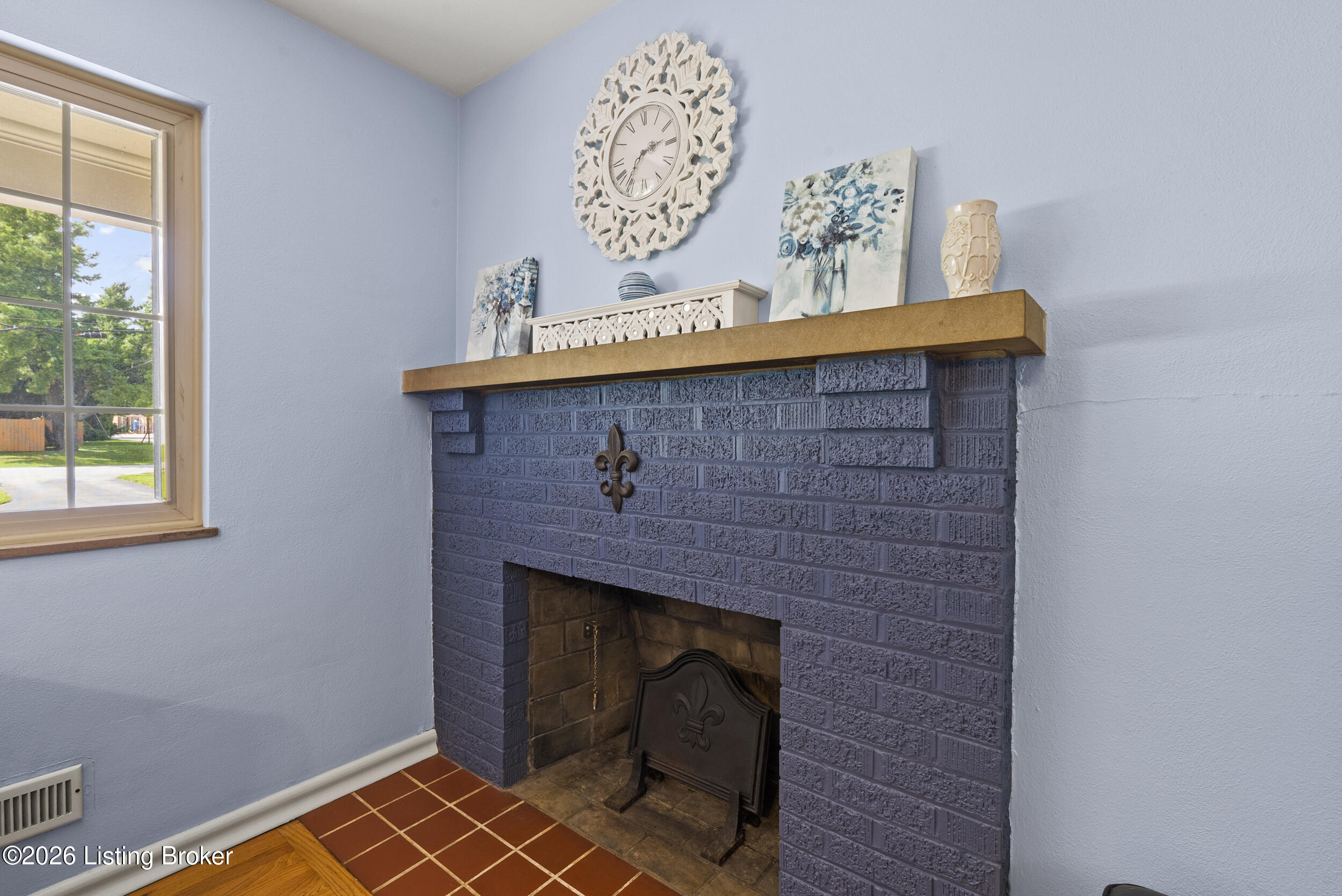 4501 Saint Rita Dr Property Photo 5