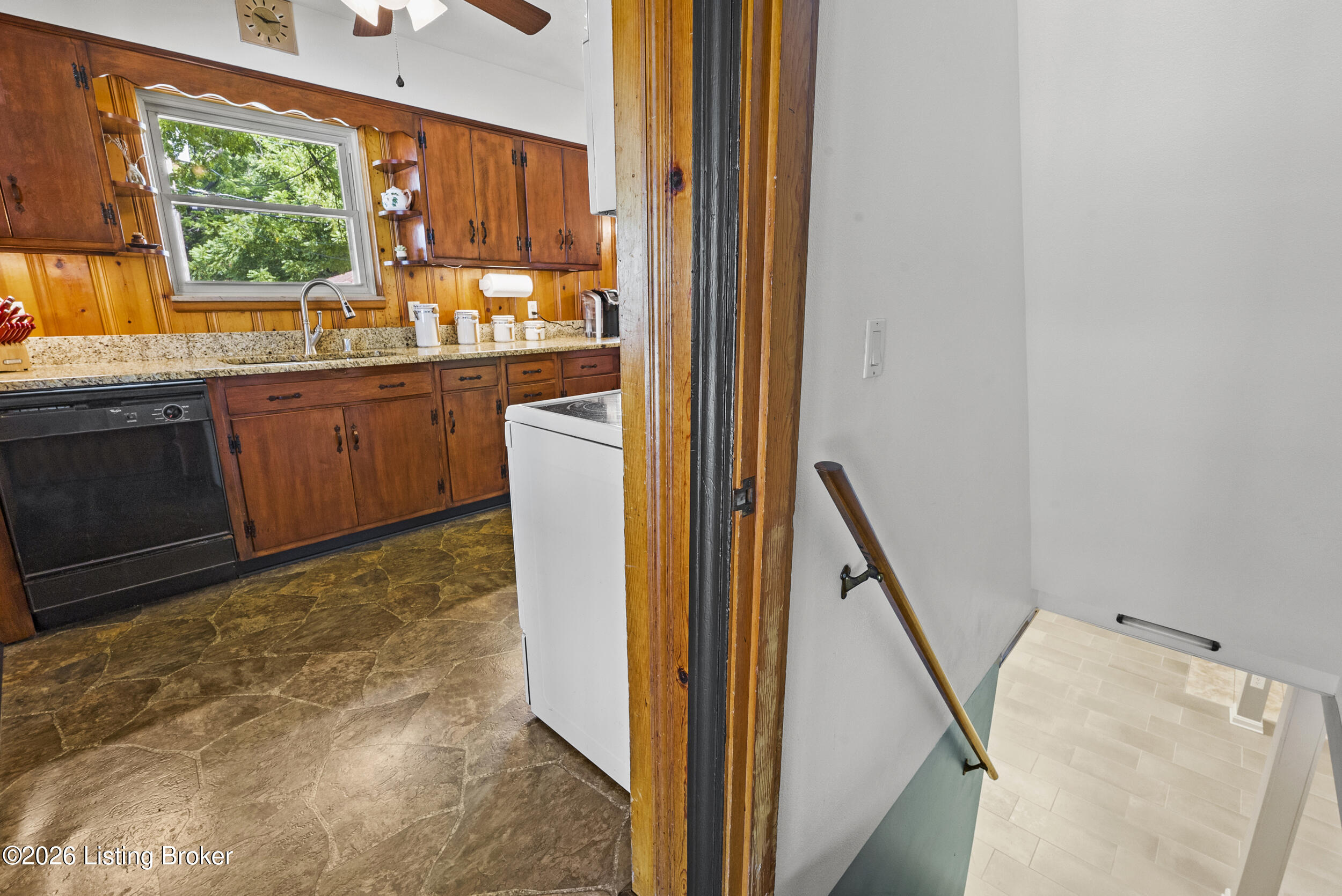 4501 Saint Rita Dr Property Photo 24
