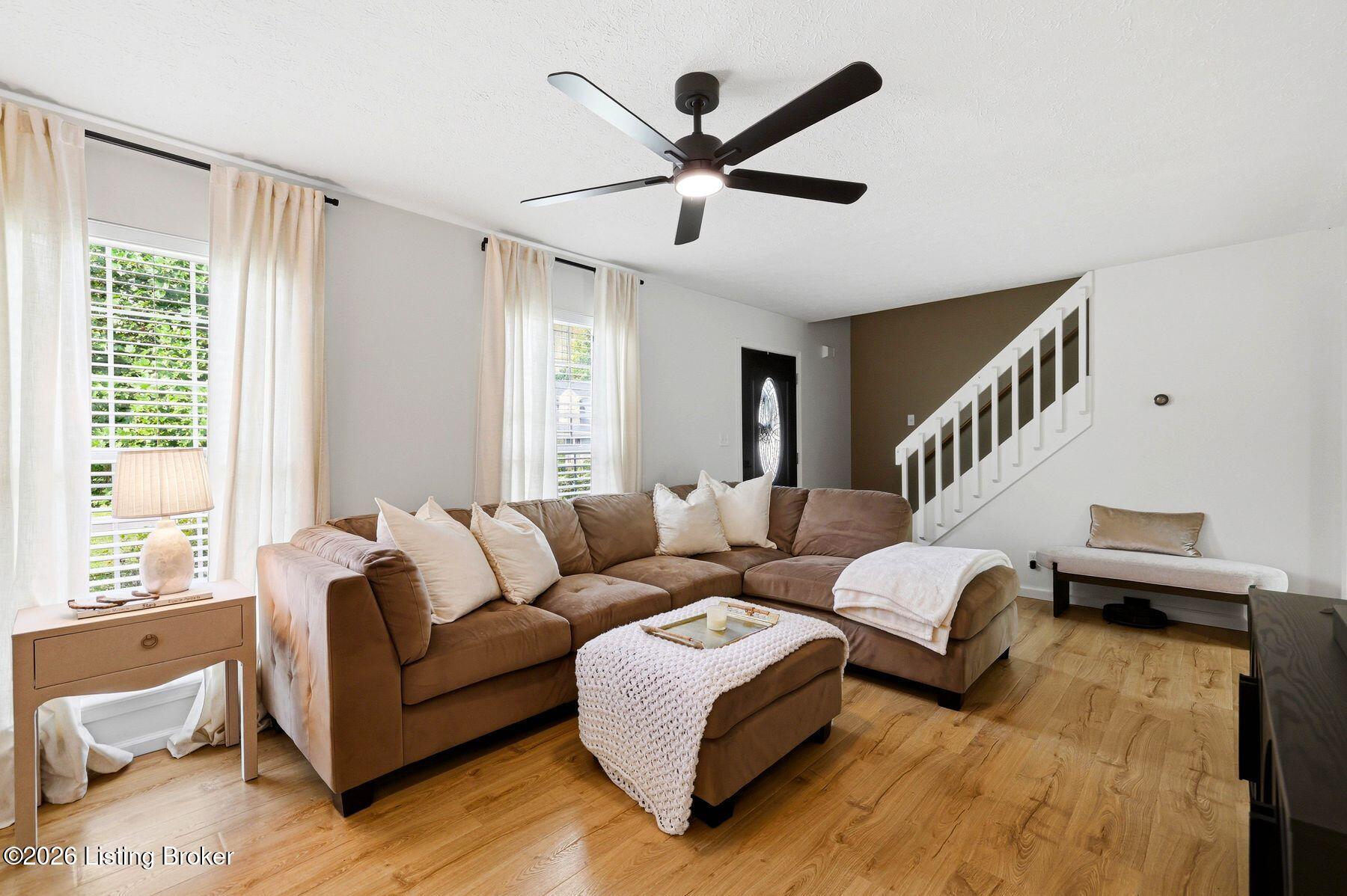 8613 Hickory Falls Ln Property Photo 13