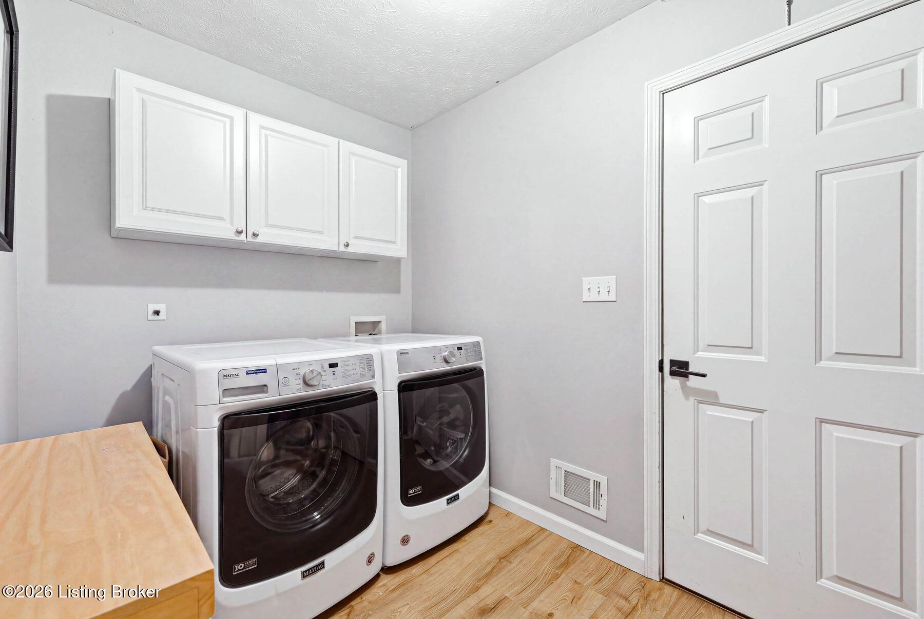 8613 Hickory Falls Ln Property Photo 78