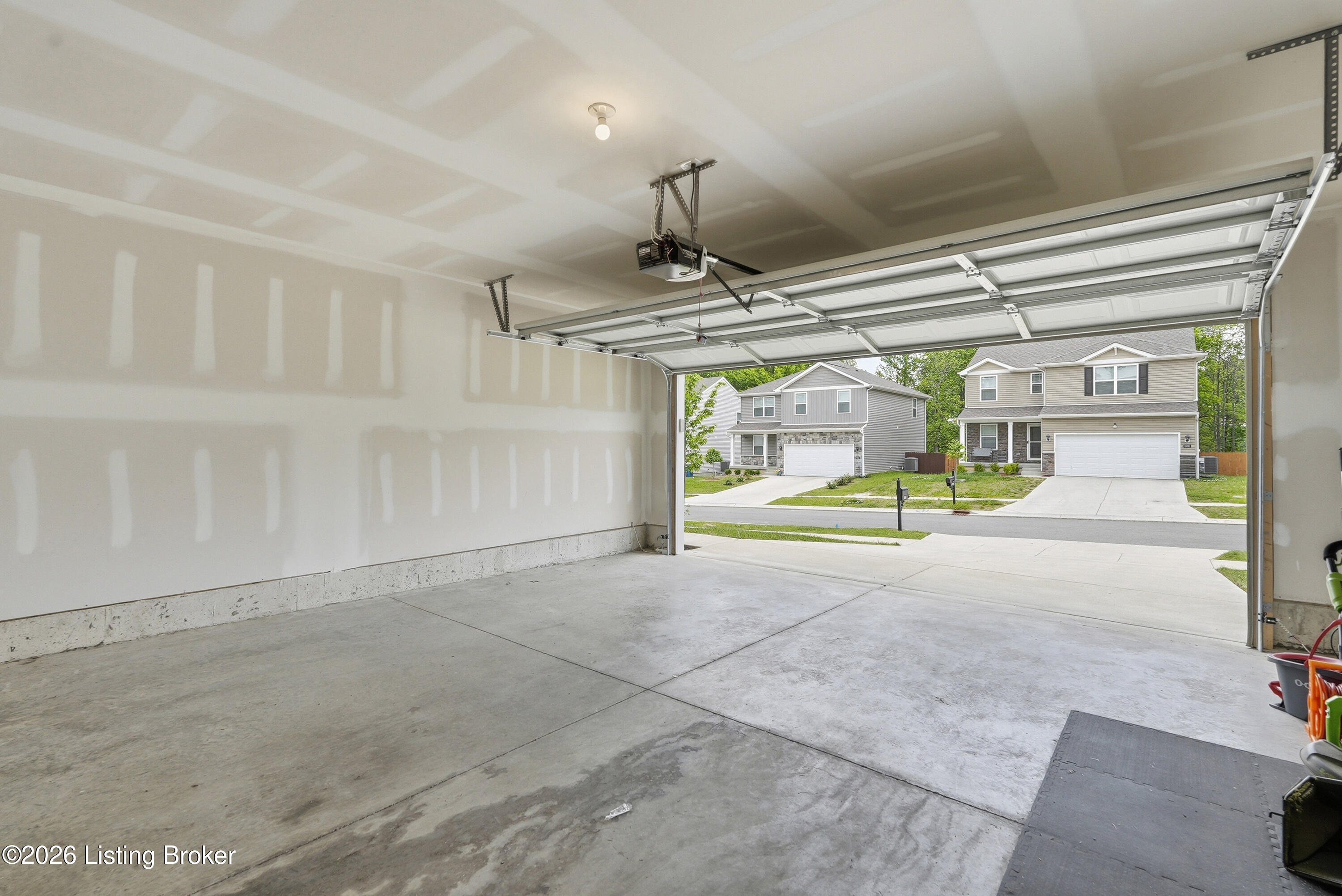 8990 Auburn Woods Rd Property Photo 65