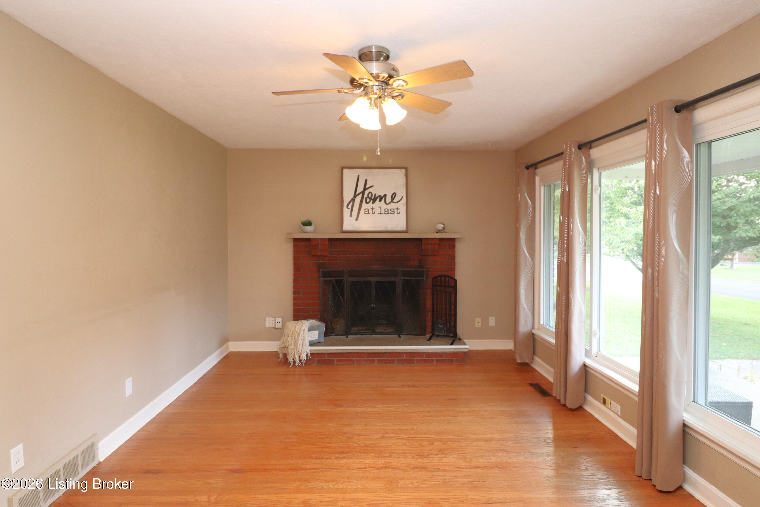 6702 Moorhaven Dr Property Photo 2