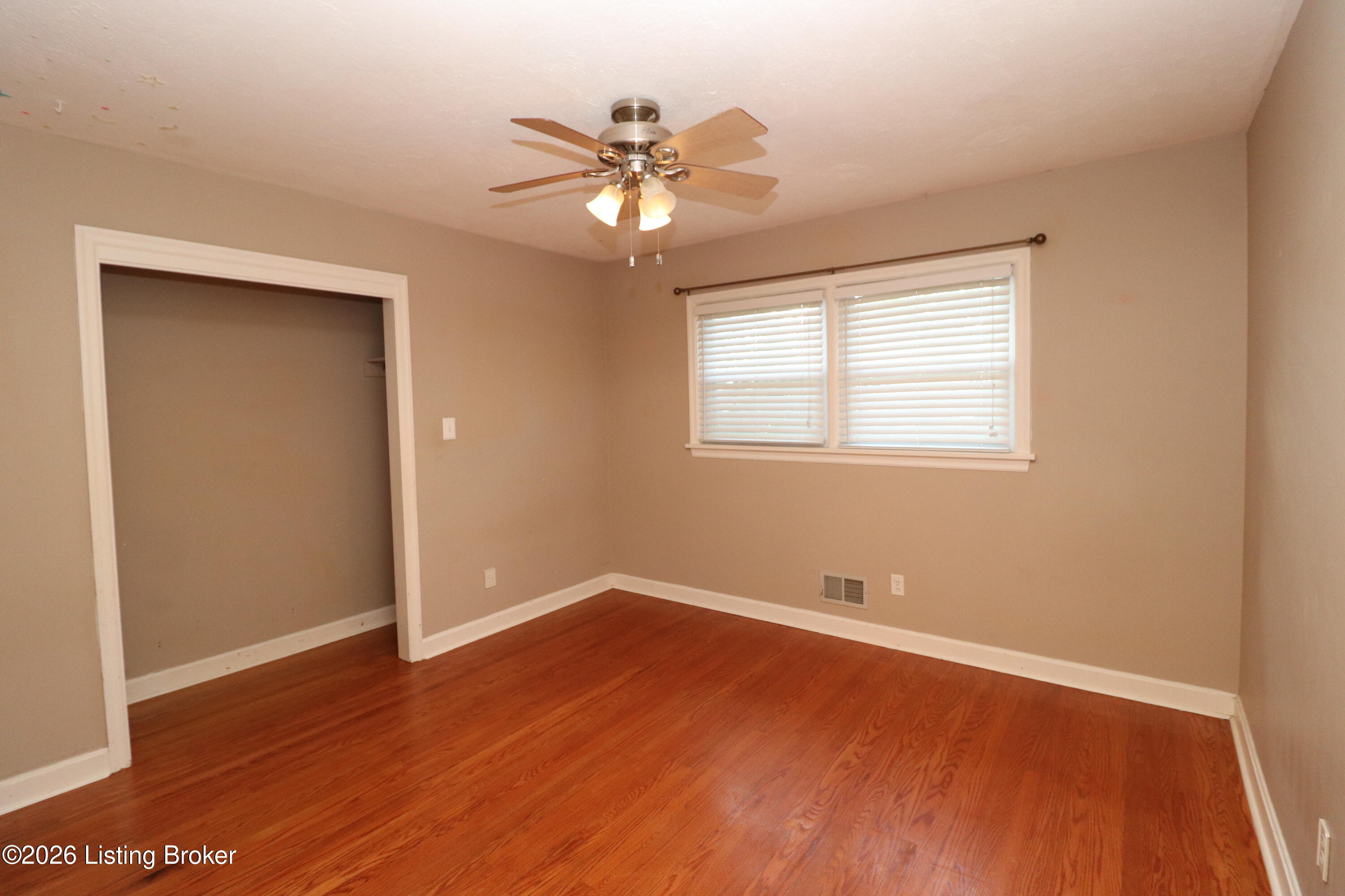 6702 Moorhaven Dr Property Photo 8