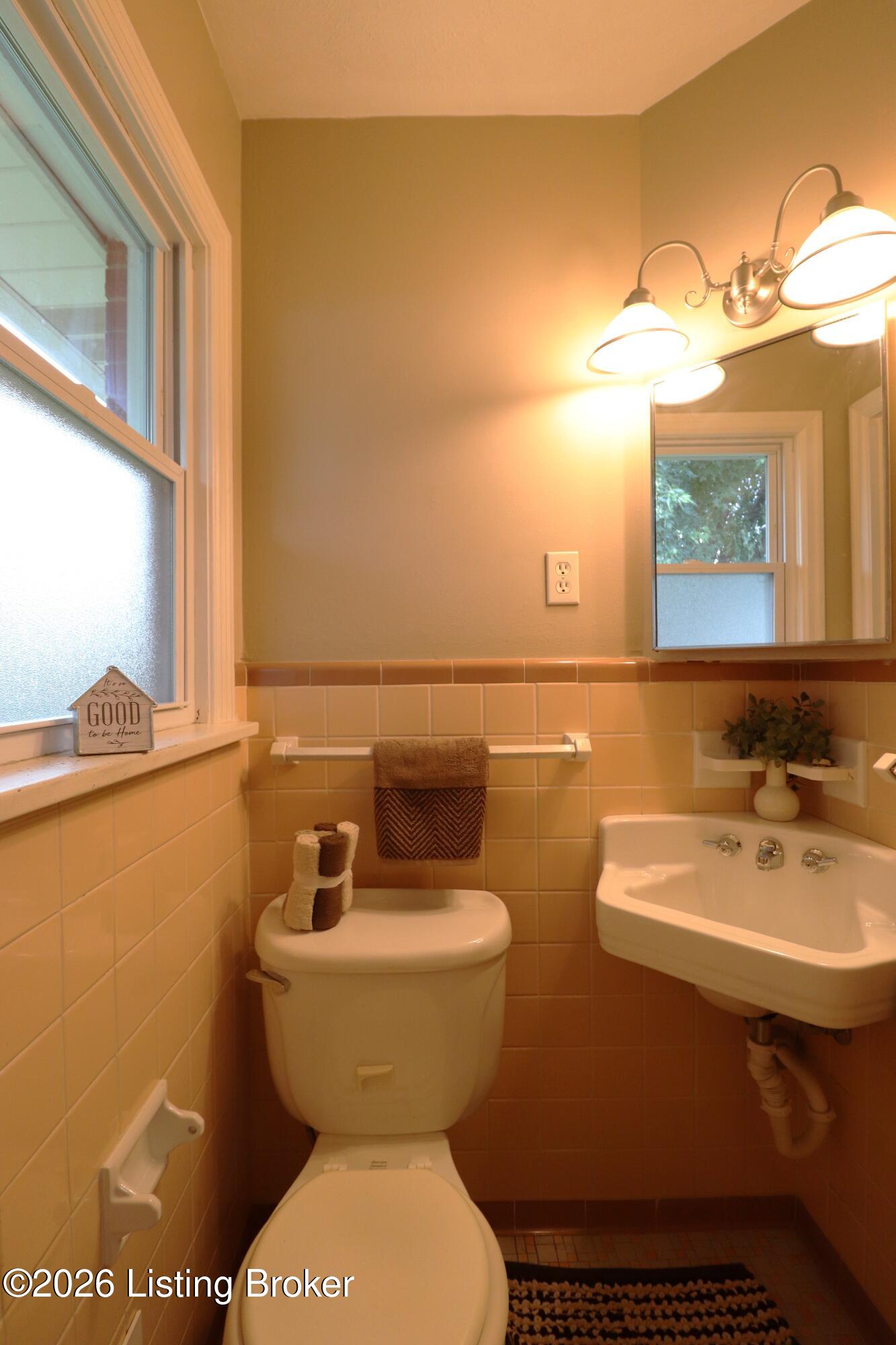 6702 Moorhaven Dr Property Photo 13