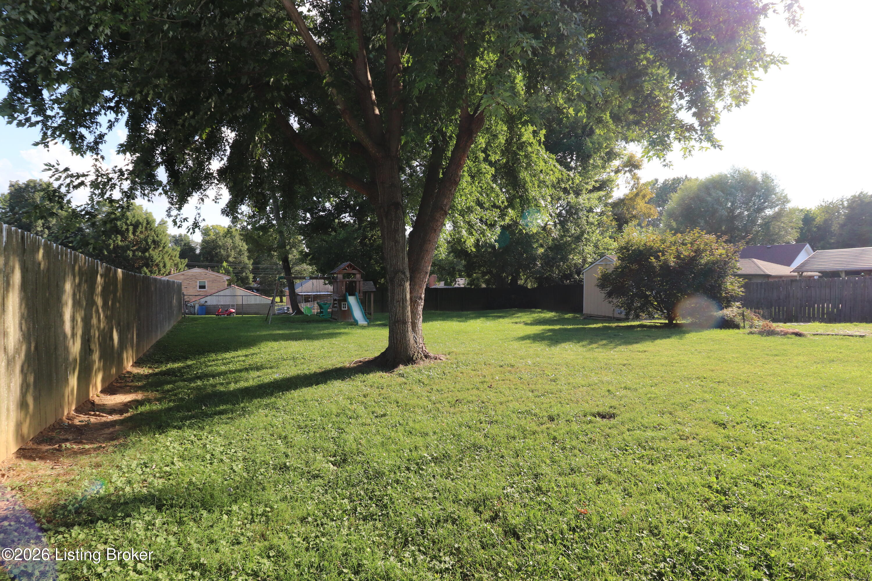 6702 Moorhaven Dr Property Photo 18