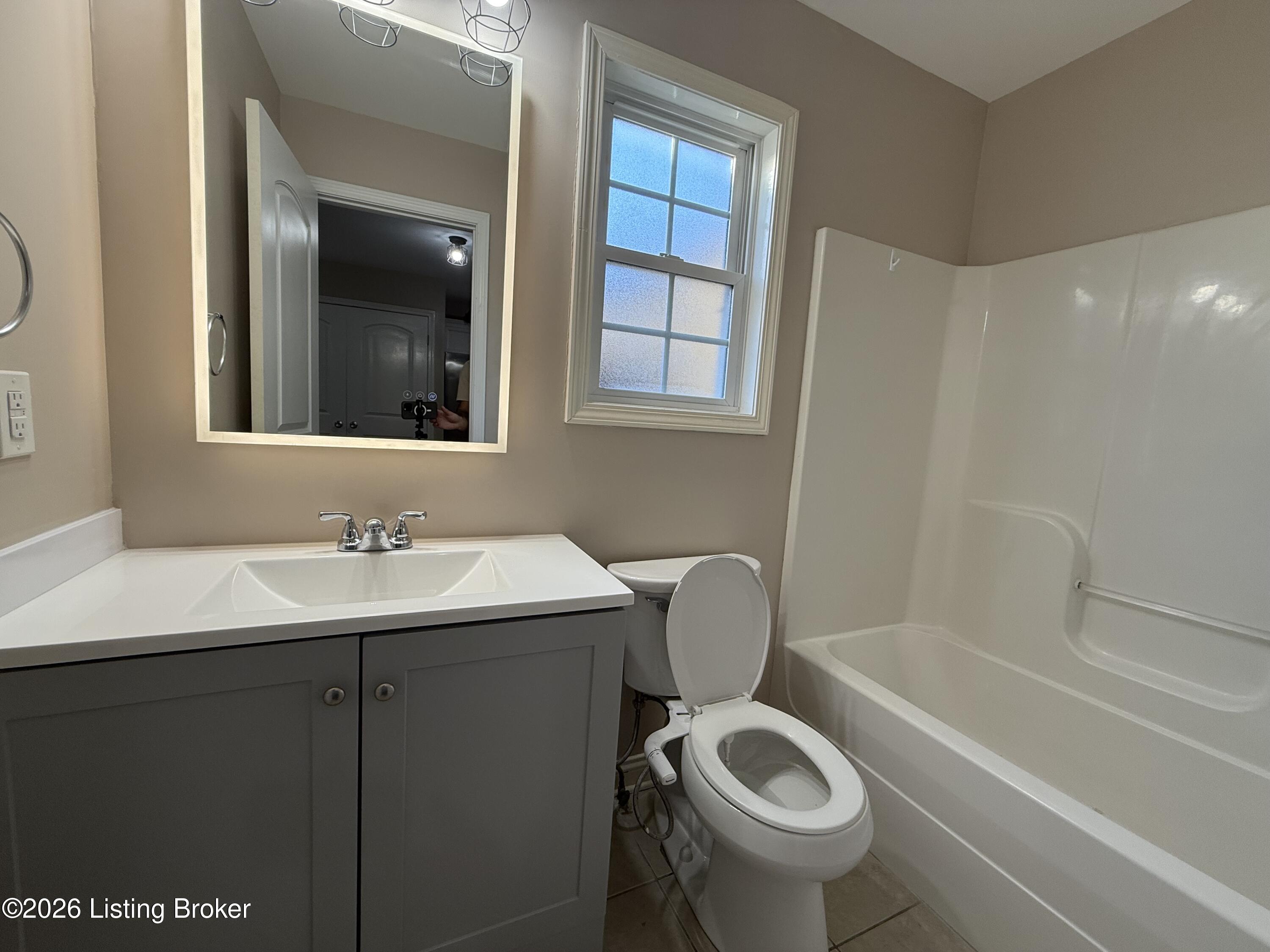 123 Harlan Ave Property Photo 25