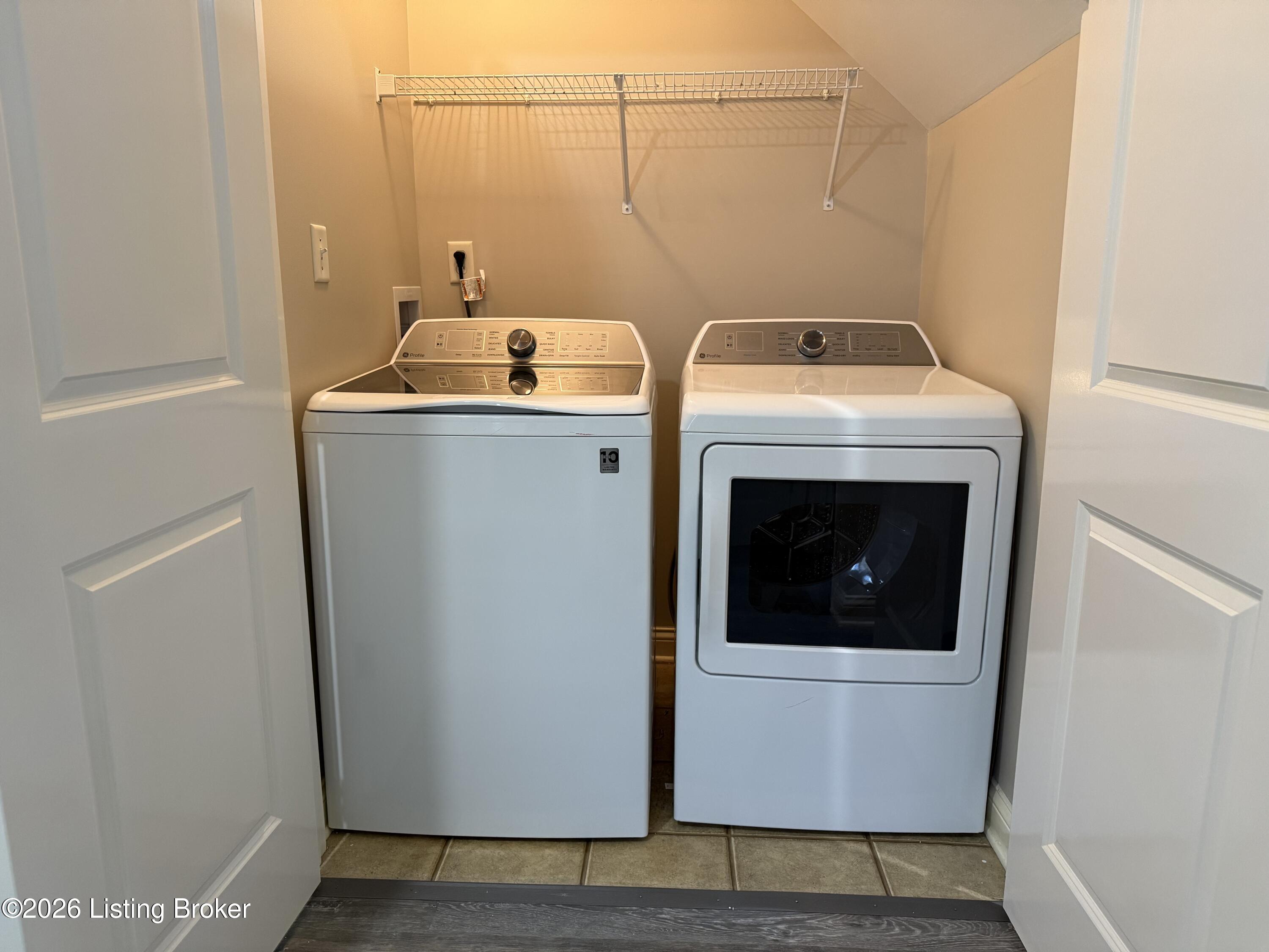 123 Harlan Ave Property Photo 29