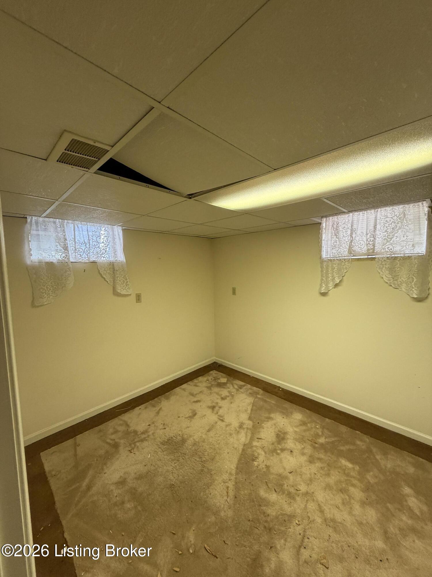 2508 Gardiner Ln Property Photo 18