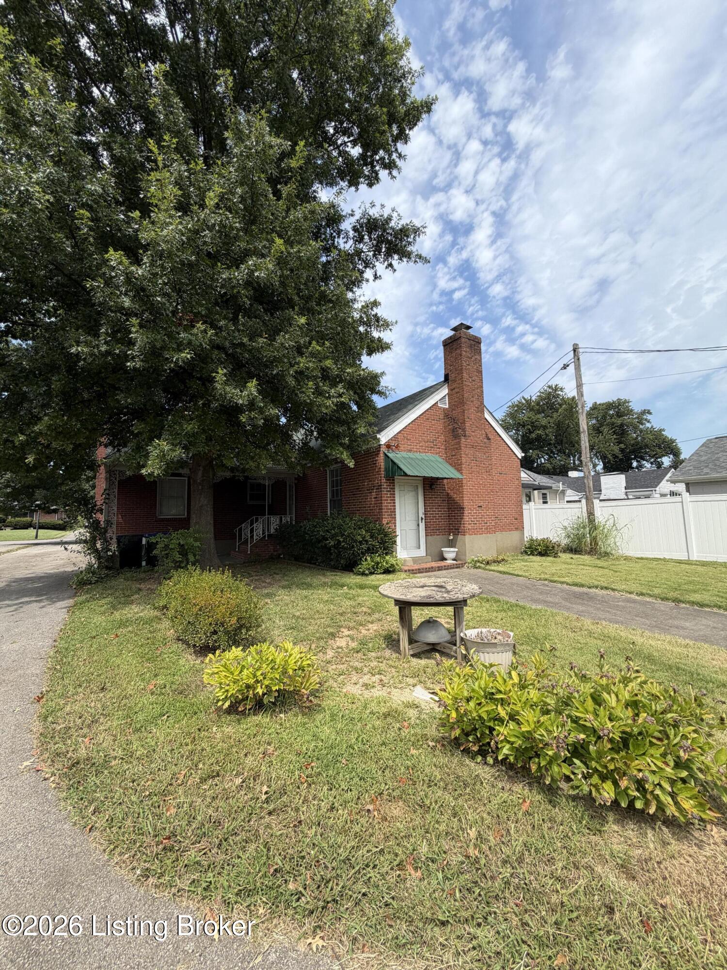 2508 Gardiner Ln Property Photo 21