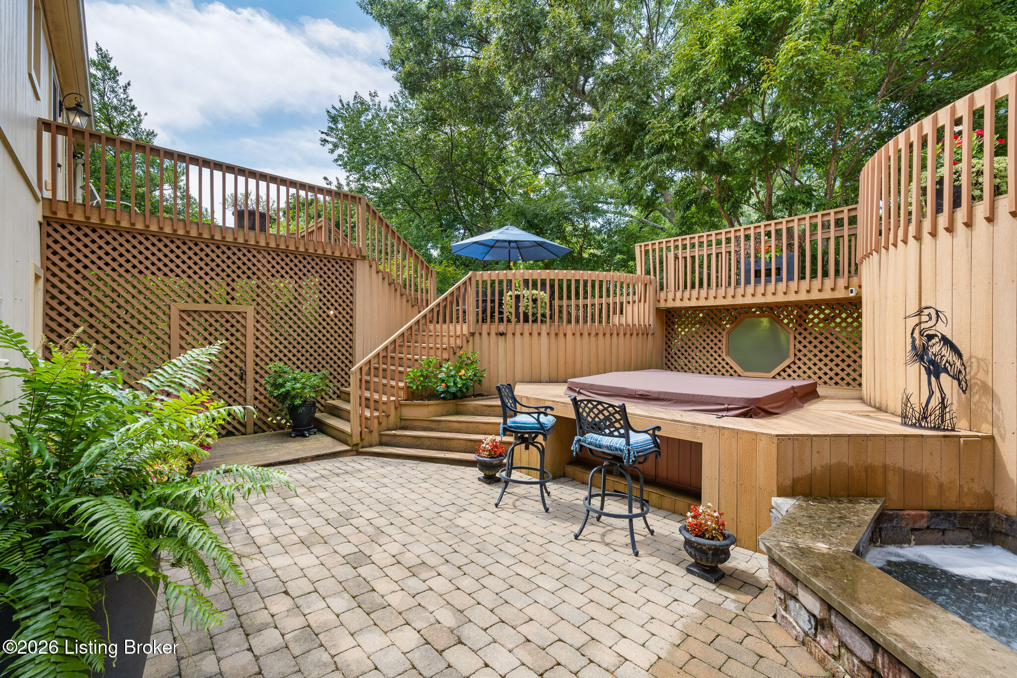1138 Rostrevor Cir Property Photo 57