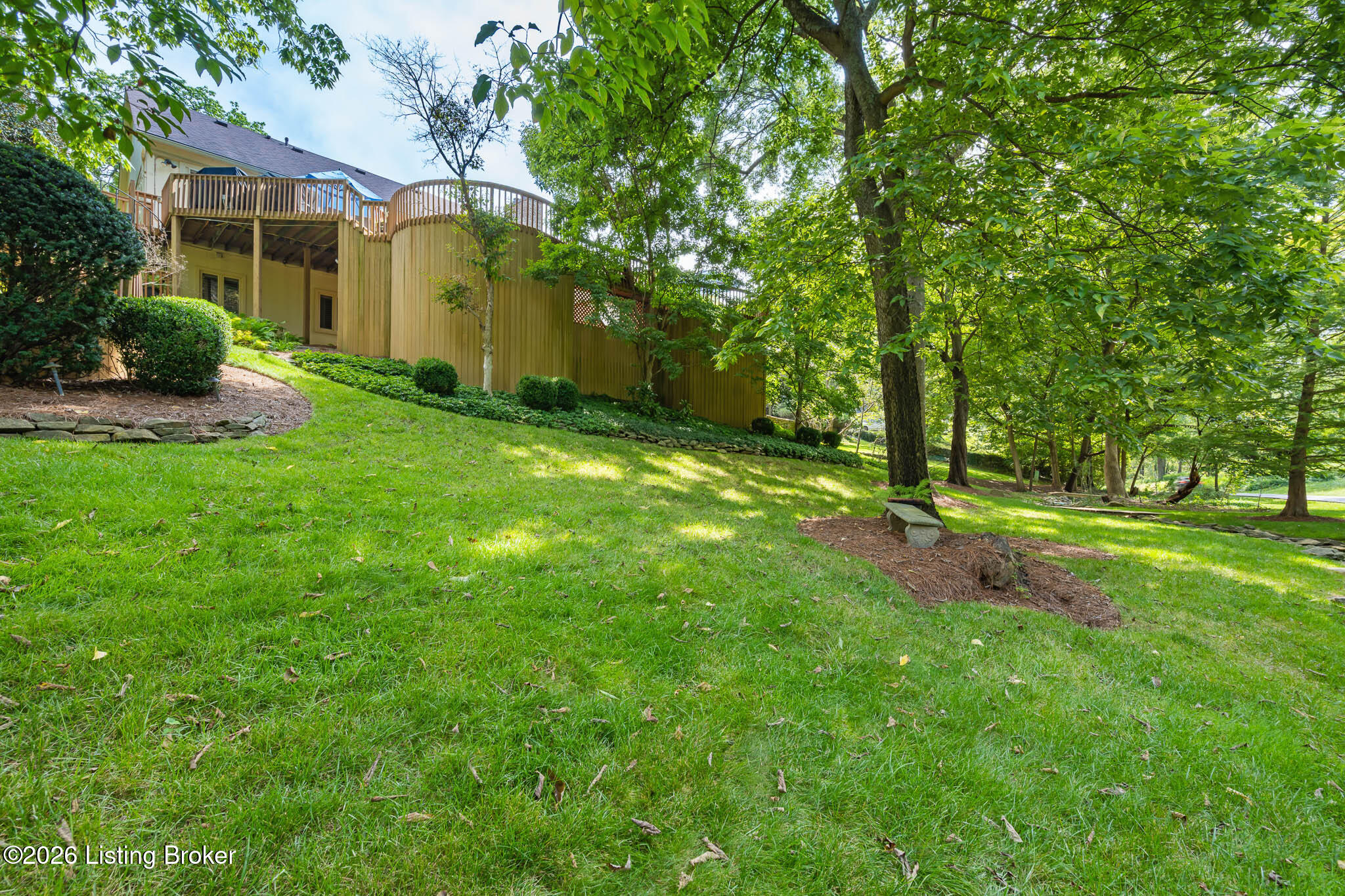 1138 Rostrevor Cir Property Photo 72