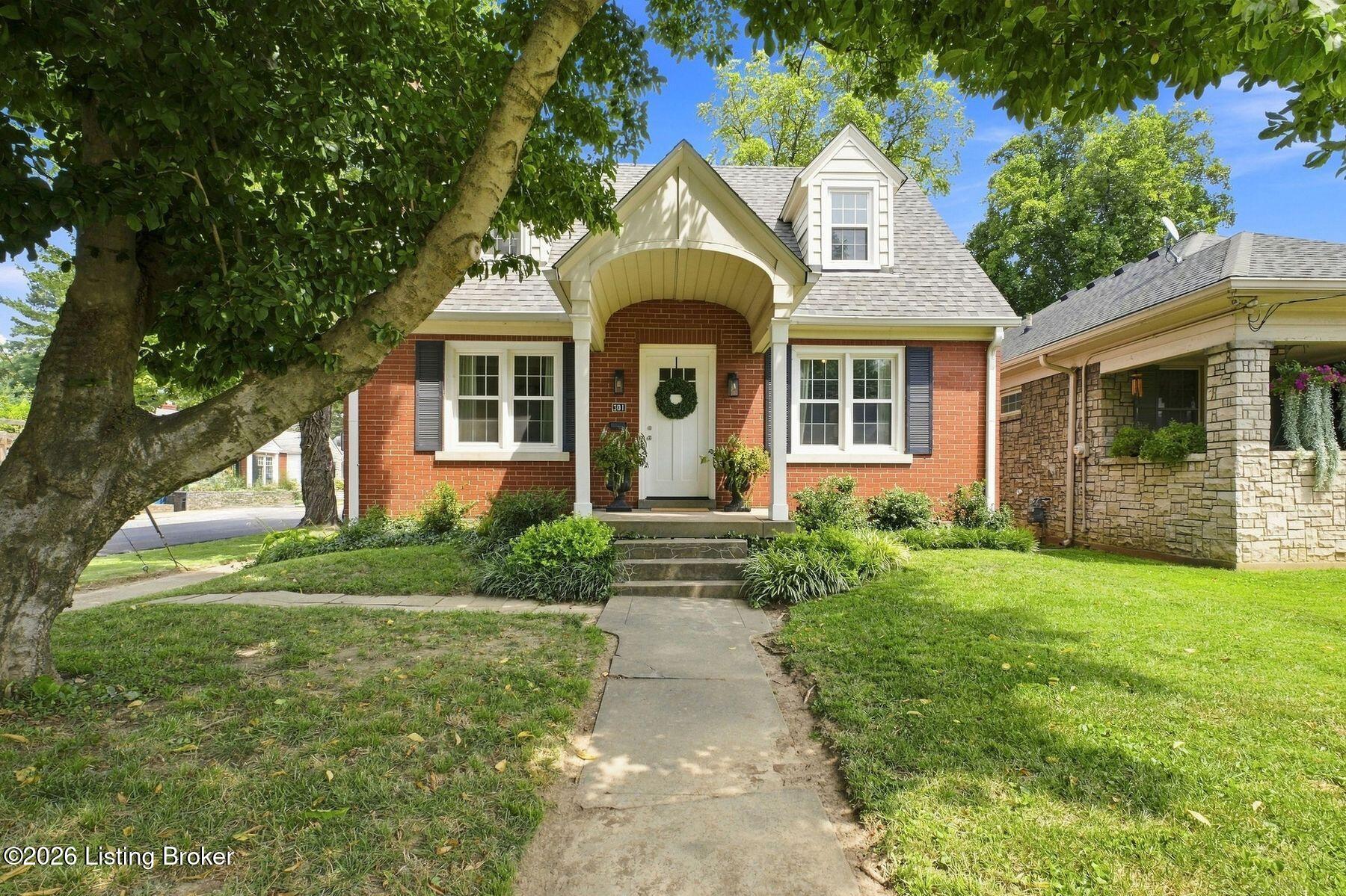 301 Cannons Ln