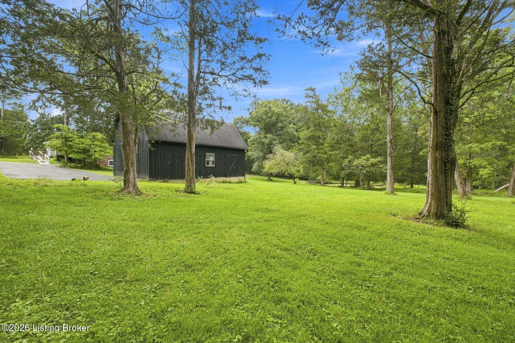 1802 Ironwood Rd Property Photo 6