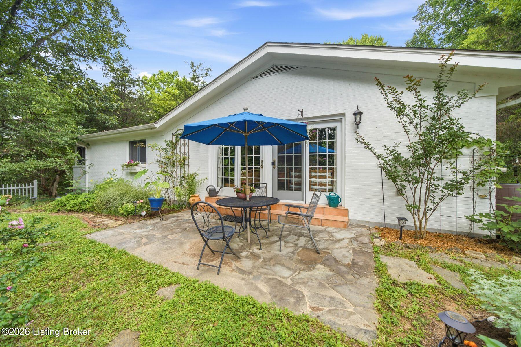6218 Applegate Ln Property Photo 33