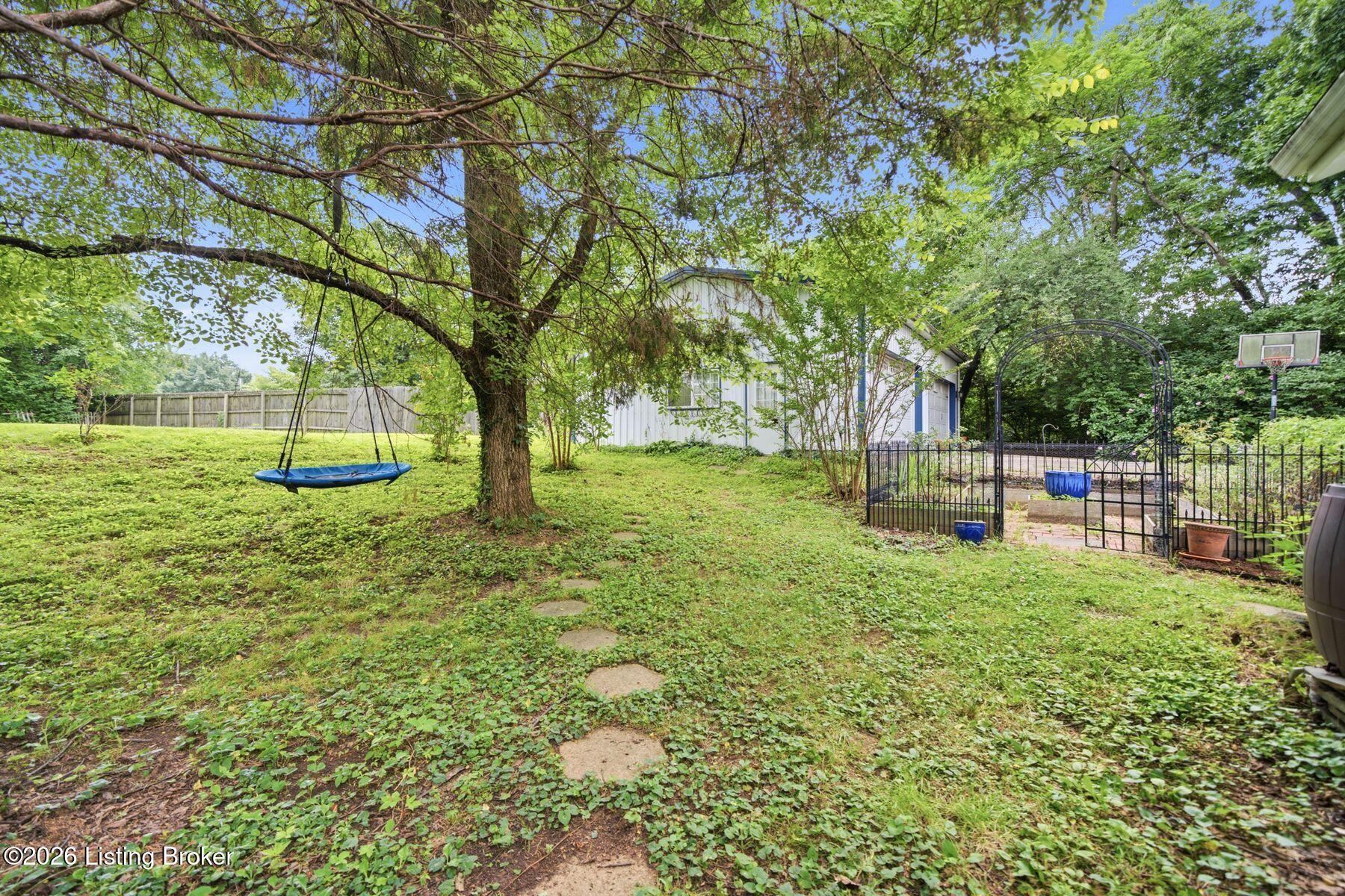 6218 Applegate Ln Property Photo 39