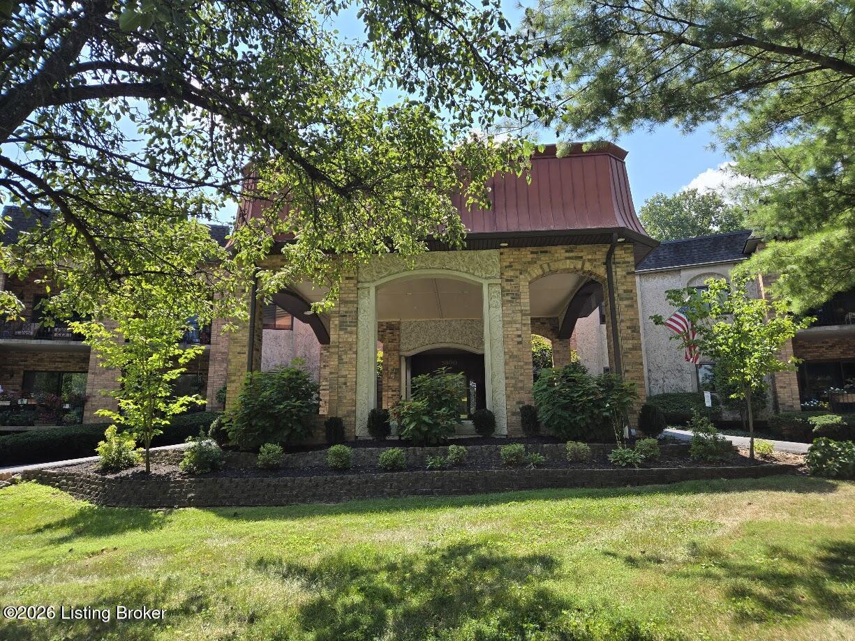 5800 Coach Gate Wynde Apt 273 Property Photo 1