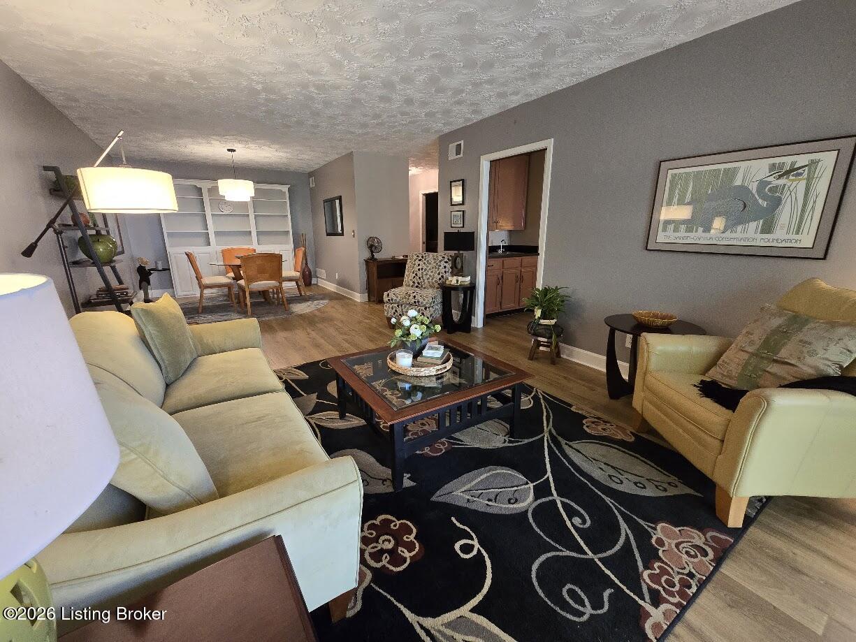 5800 Coach Gate Wynde APT 295