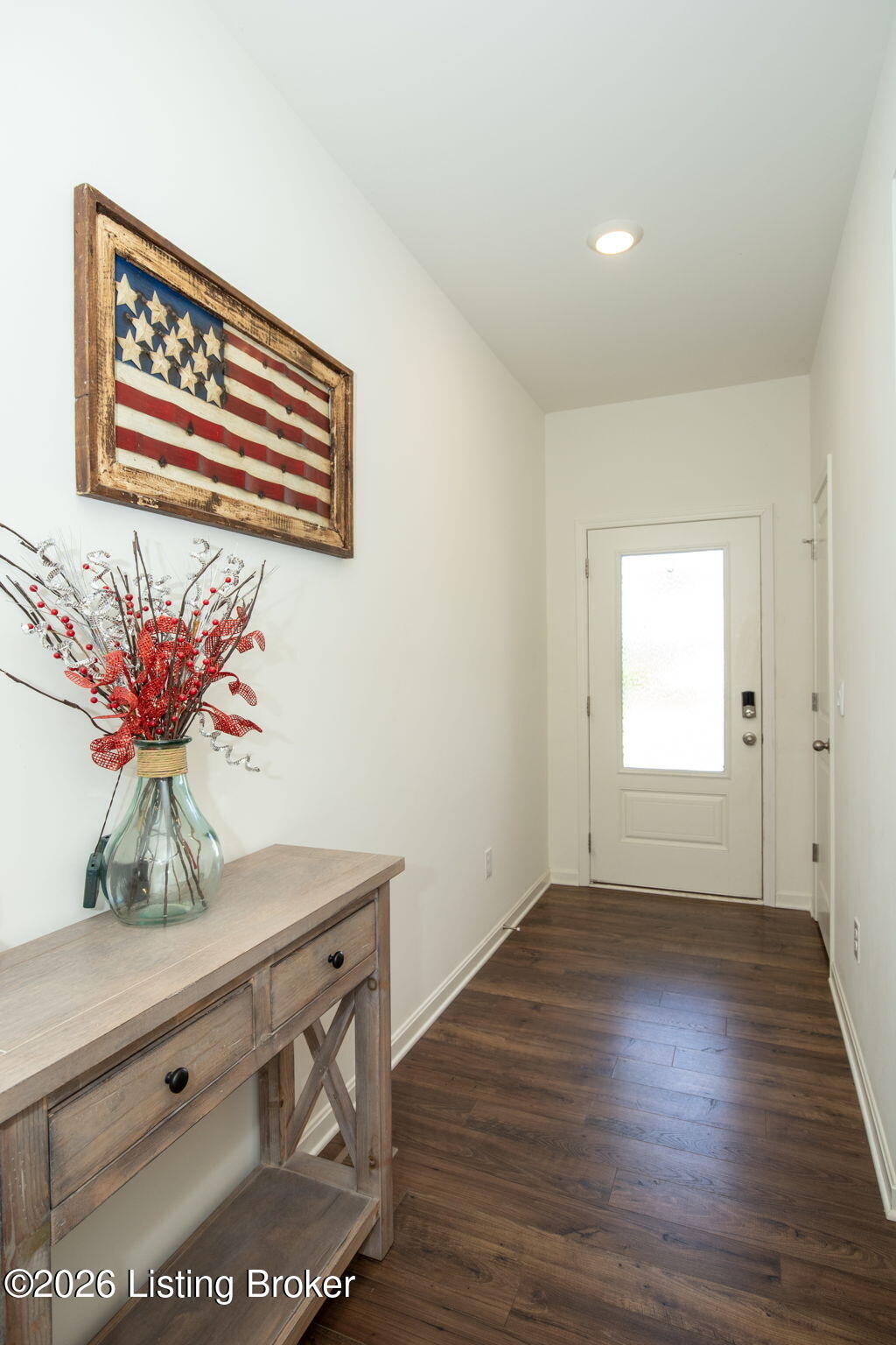 10405 Cedar Meadows Ct Property Photo 3