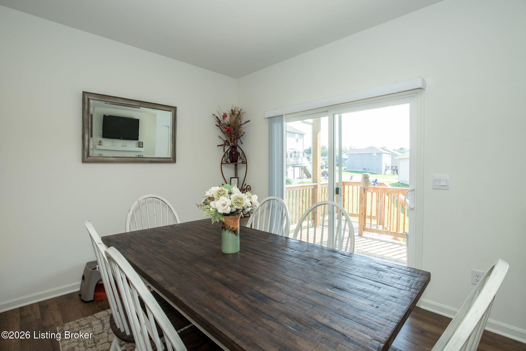 10405 Cedar Meadows Ct Property Photo 10