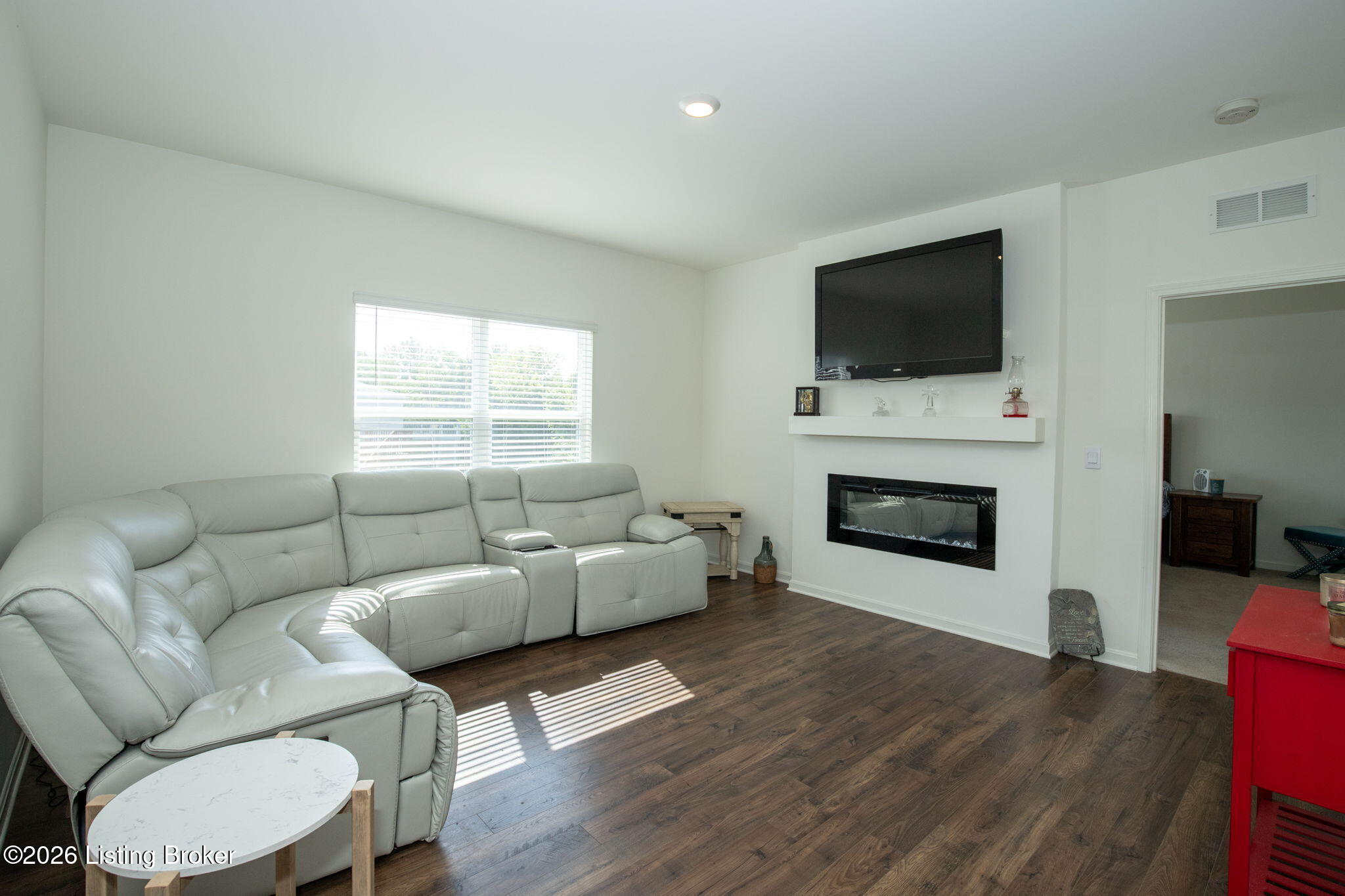 10405 Cedar Meadows Ct Property Photo 14