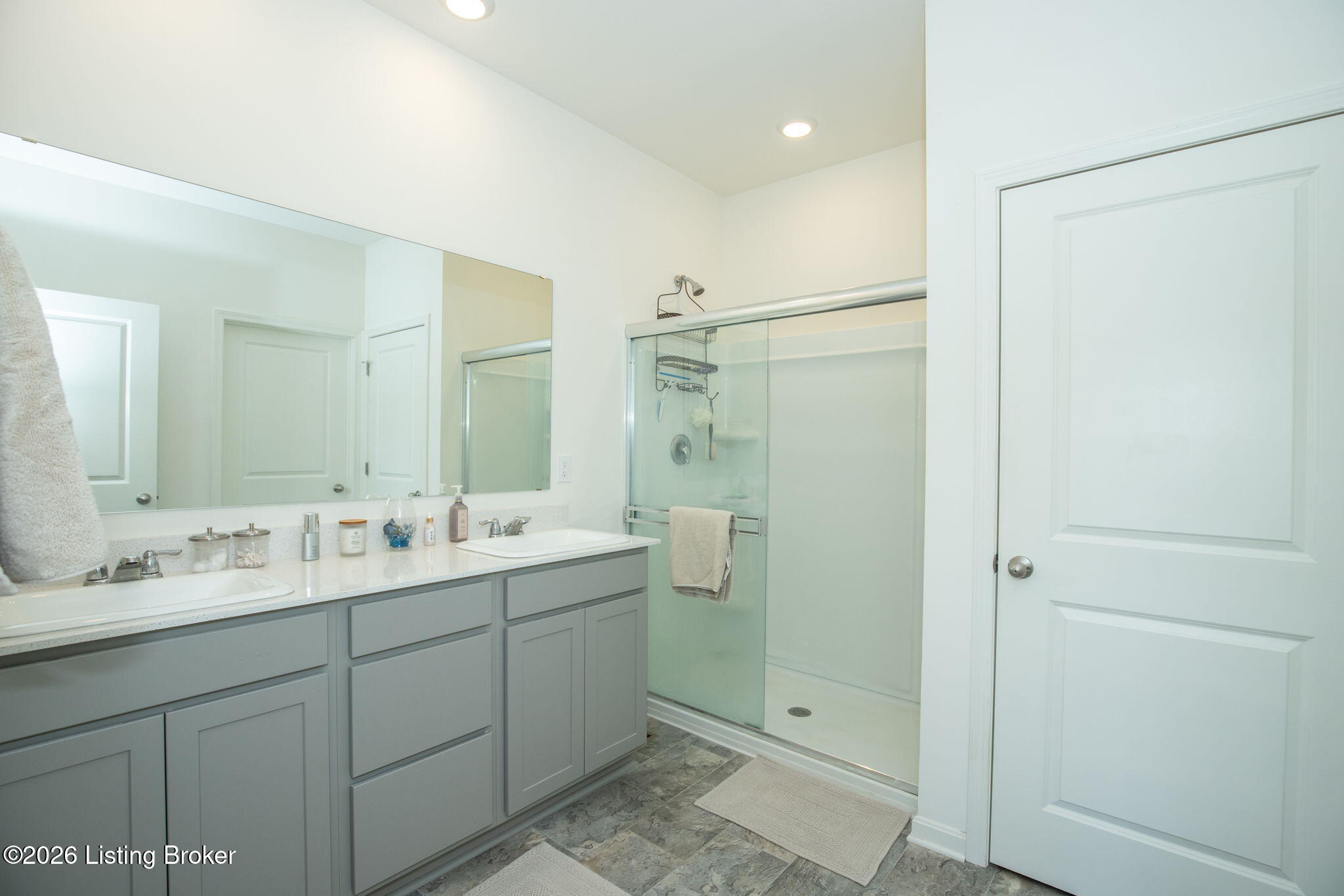 10405 Cedar Meadows Ct Property Photo 20