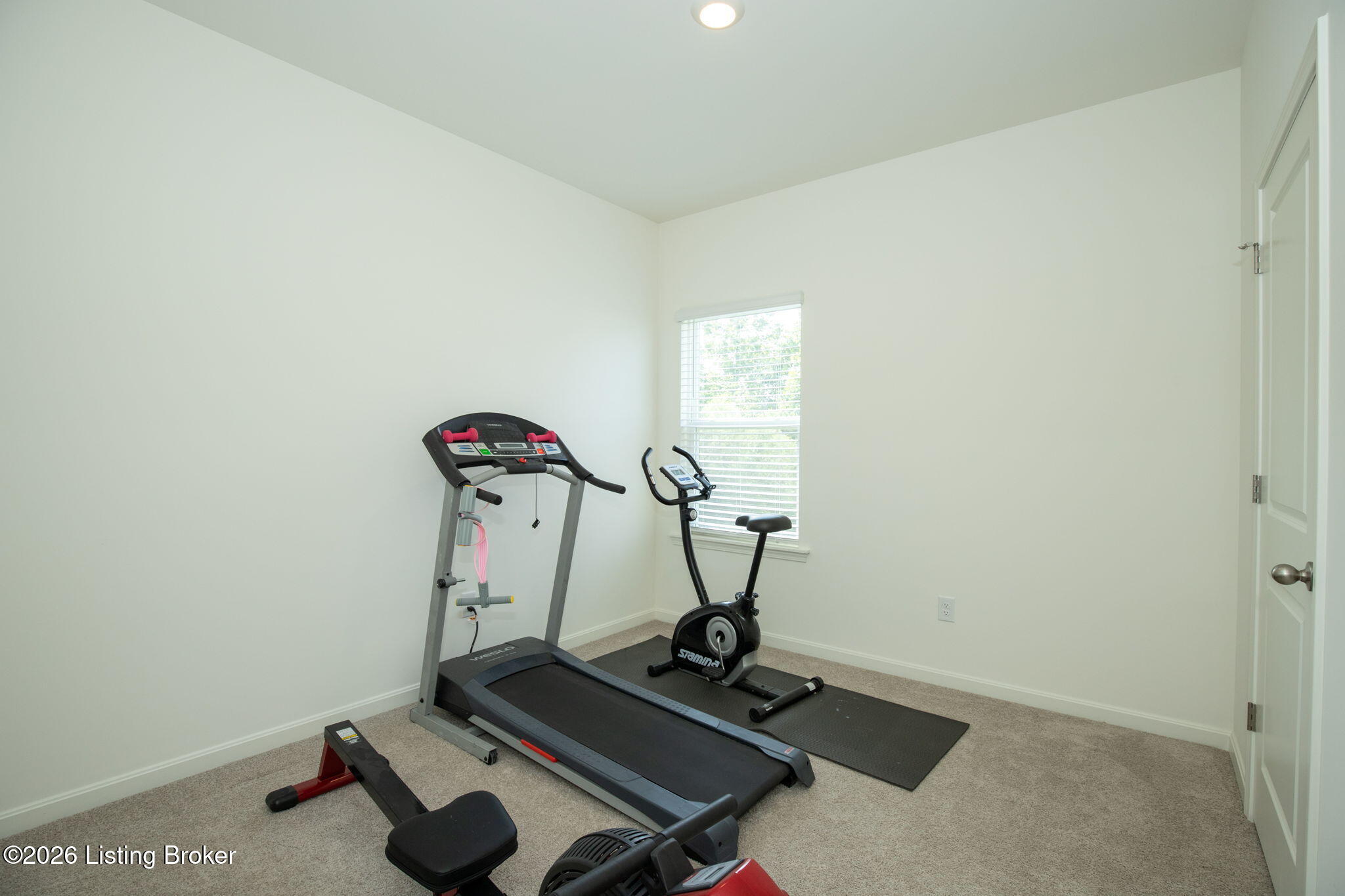 10405 Cedar Meadows Ct Property Photo 31