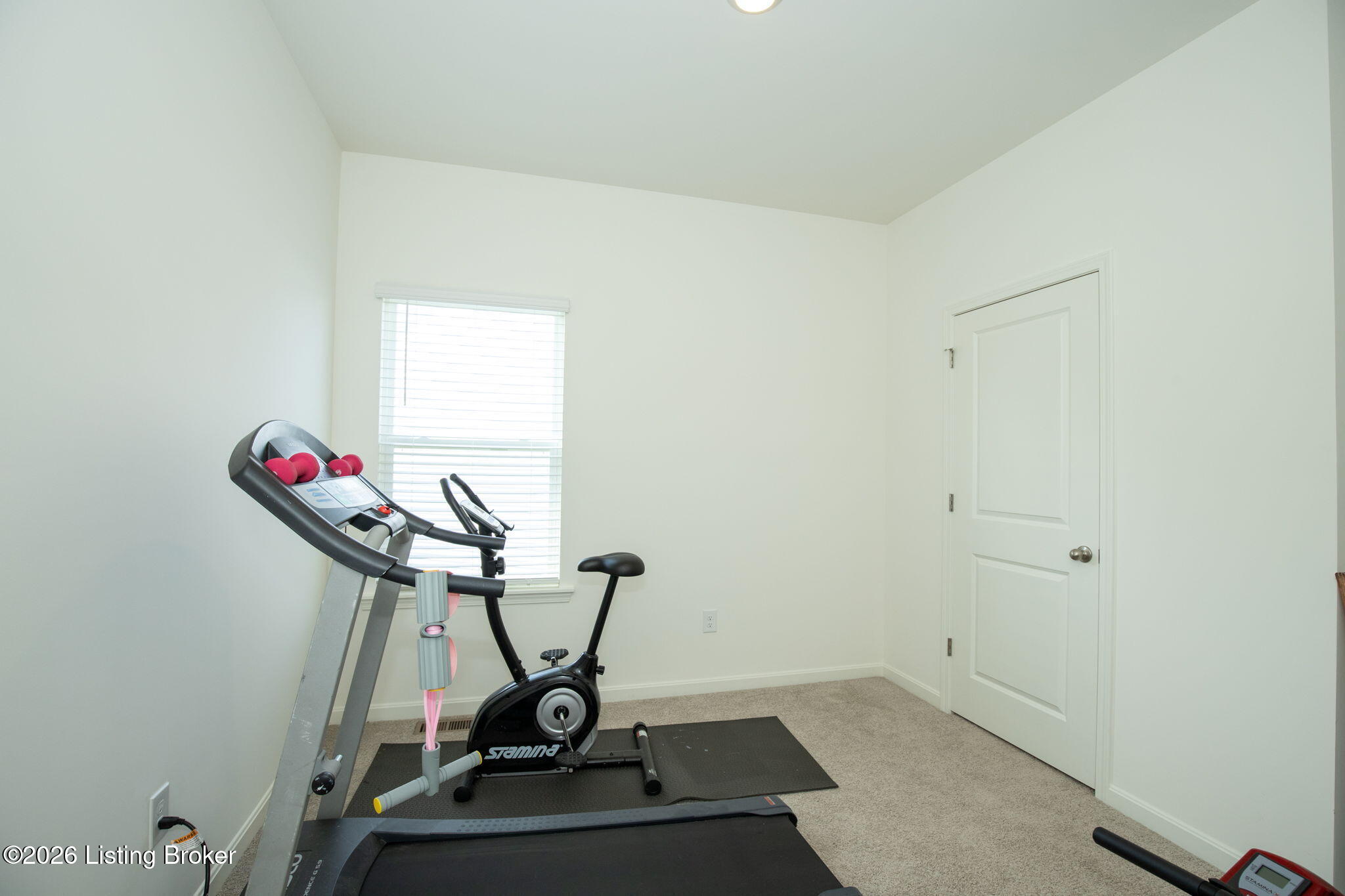 10405 Cedar Meadows Ct Property Photo 32