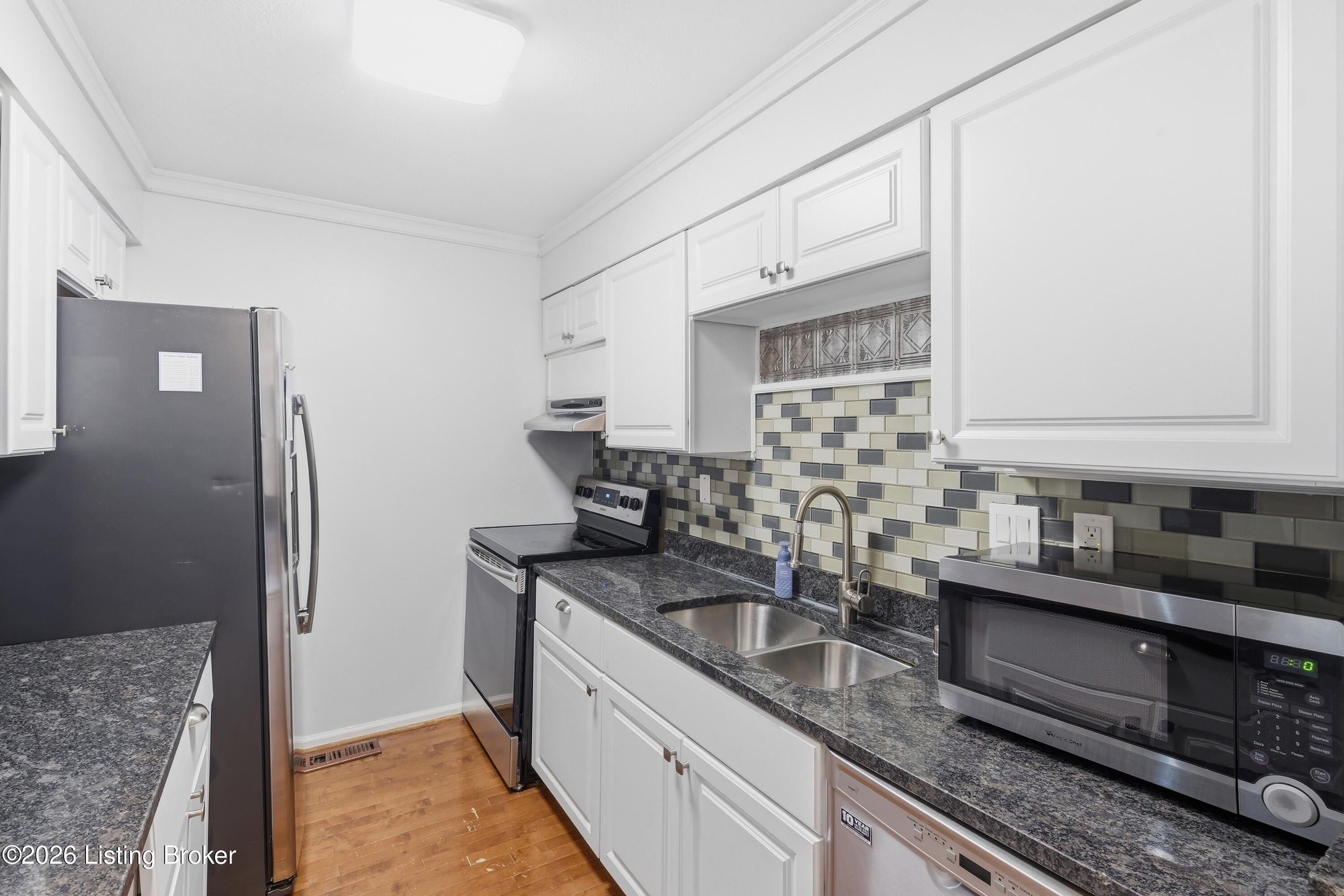 3110 Bushmill Park Property Photo 11