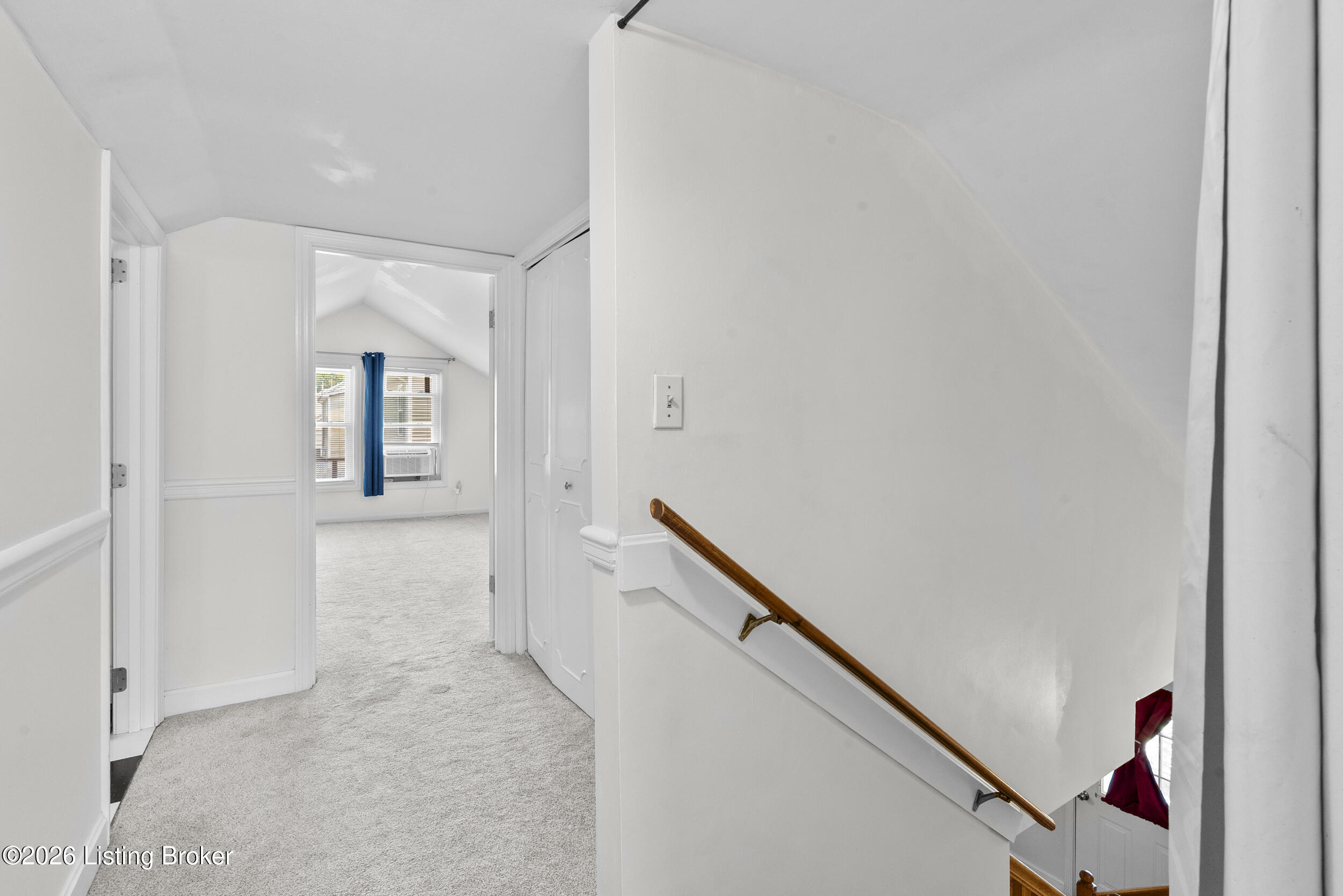 1227 Ormsby Ln Property Photo 25