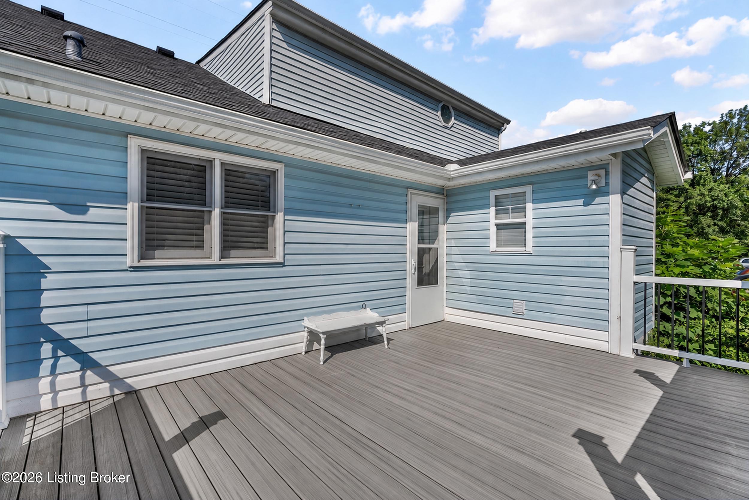 1227 Ormsby Ln Property Photo 41