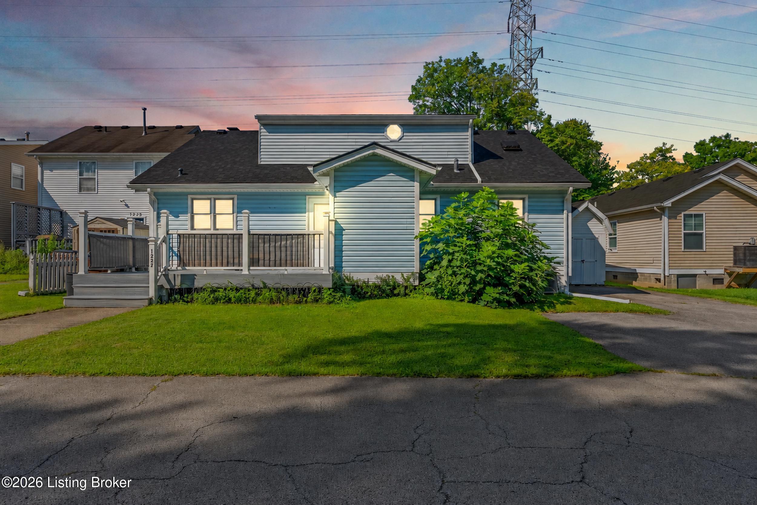 1227 Ormsby Ln Property Photo 44