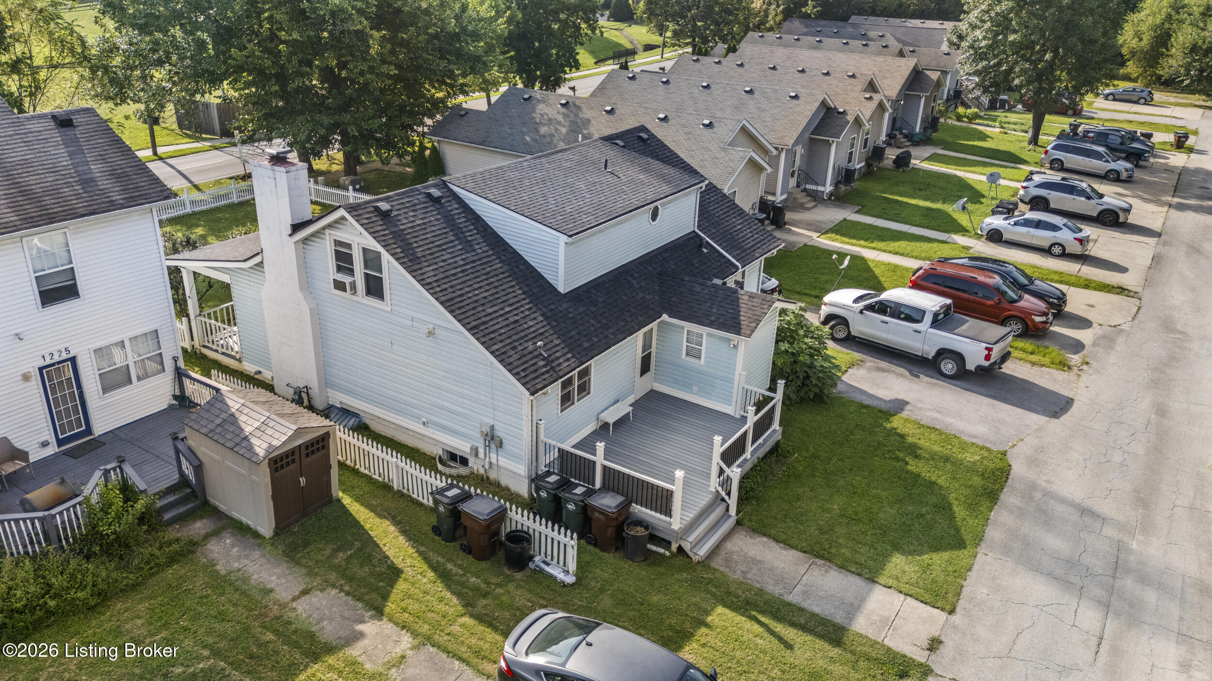 1227 Ormsby Ln Property Photo 46
