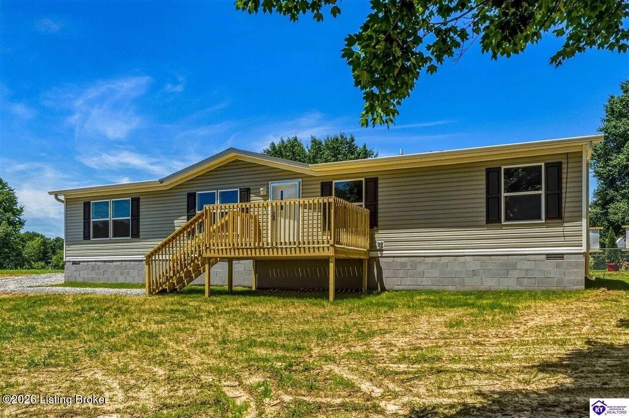 1601 Crume Rd Property Photo 3