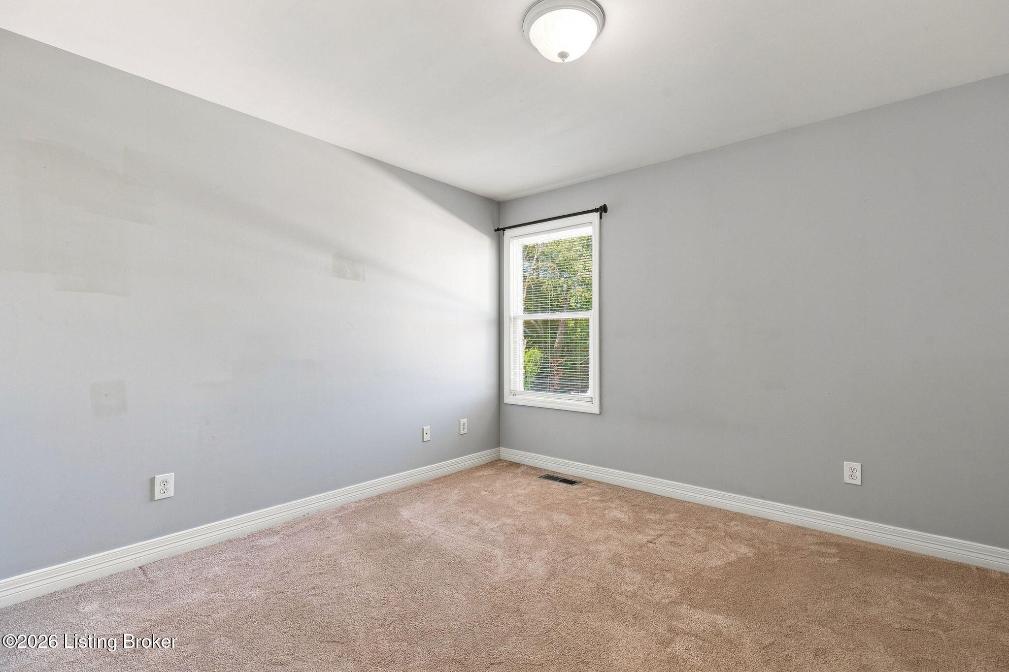 7923 Nature Way Property Photo 23