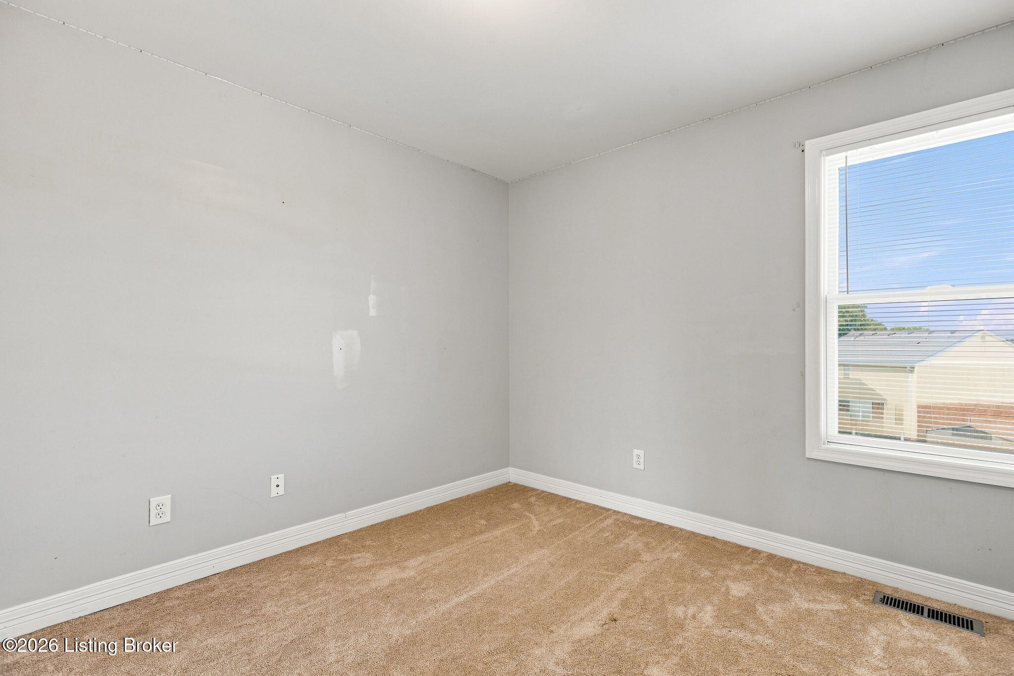 7923 Nature Way Property Photo 32