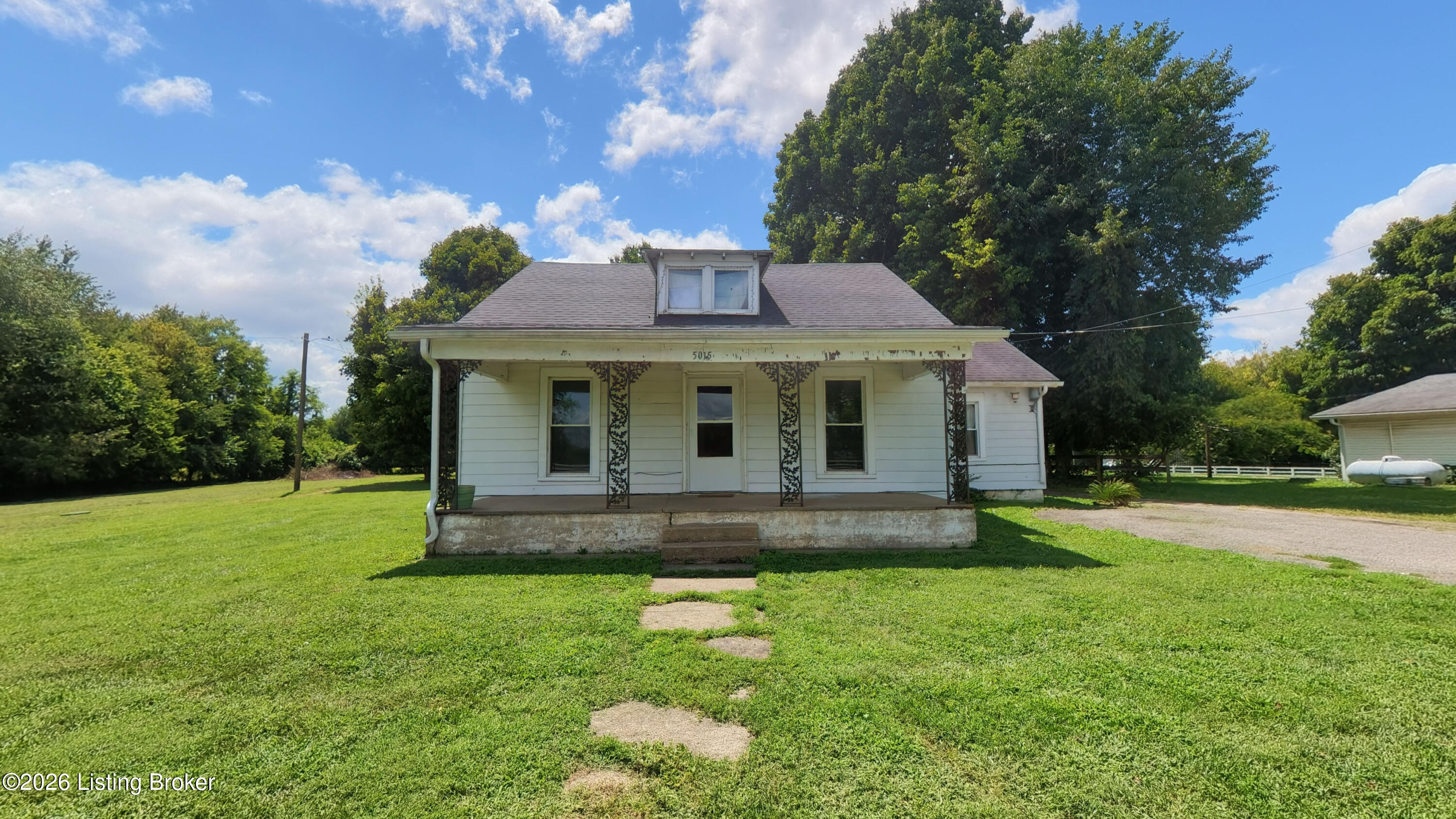 7438 Bagdad Rd Property Photo 32
