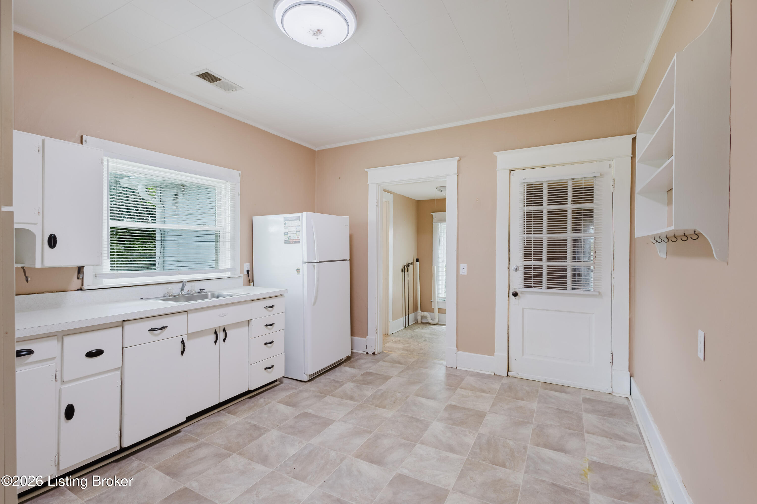 7438 Bagdad Rd Property Photo 42