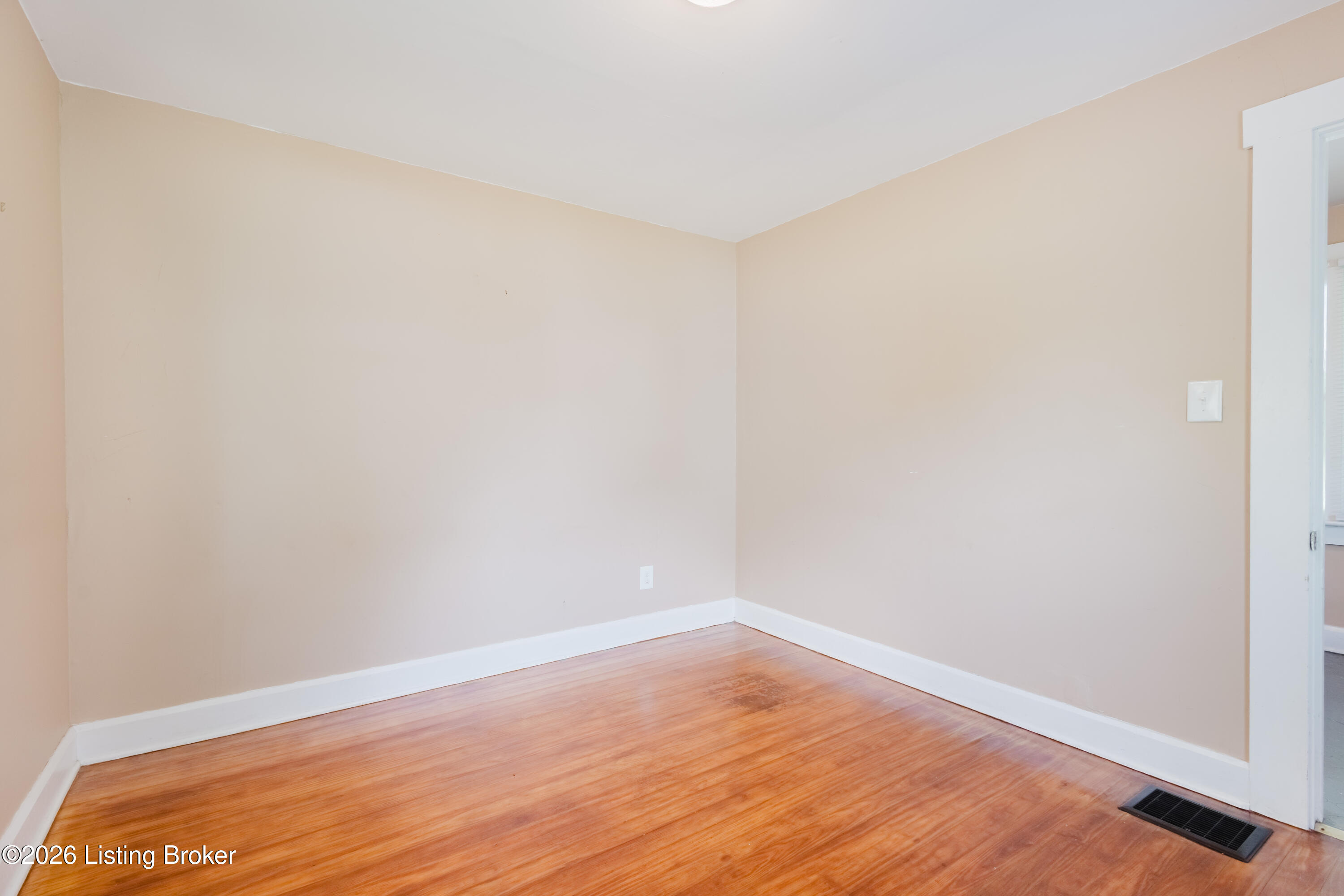 7438 Bagdad Rd Property Photo 58