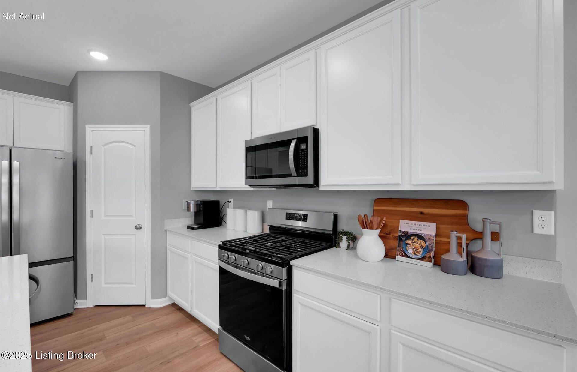 6907 Oak Rock Dr Property Photo 10