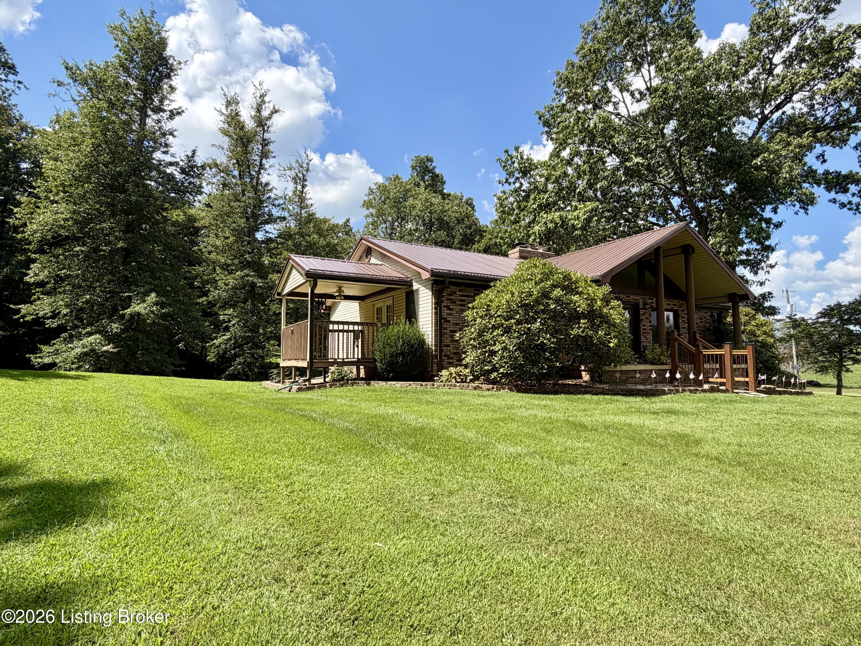 233 Berrytown Rd Property Photo 2