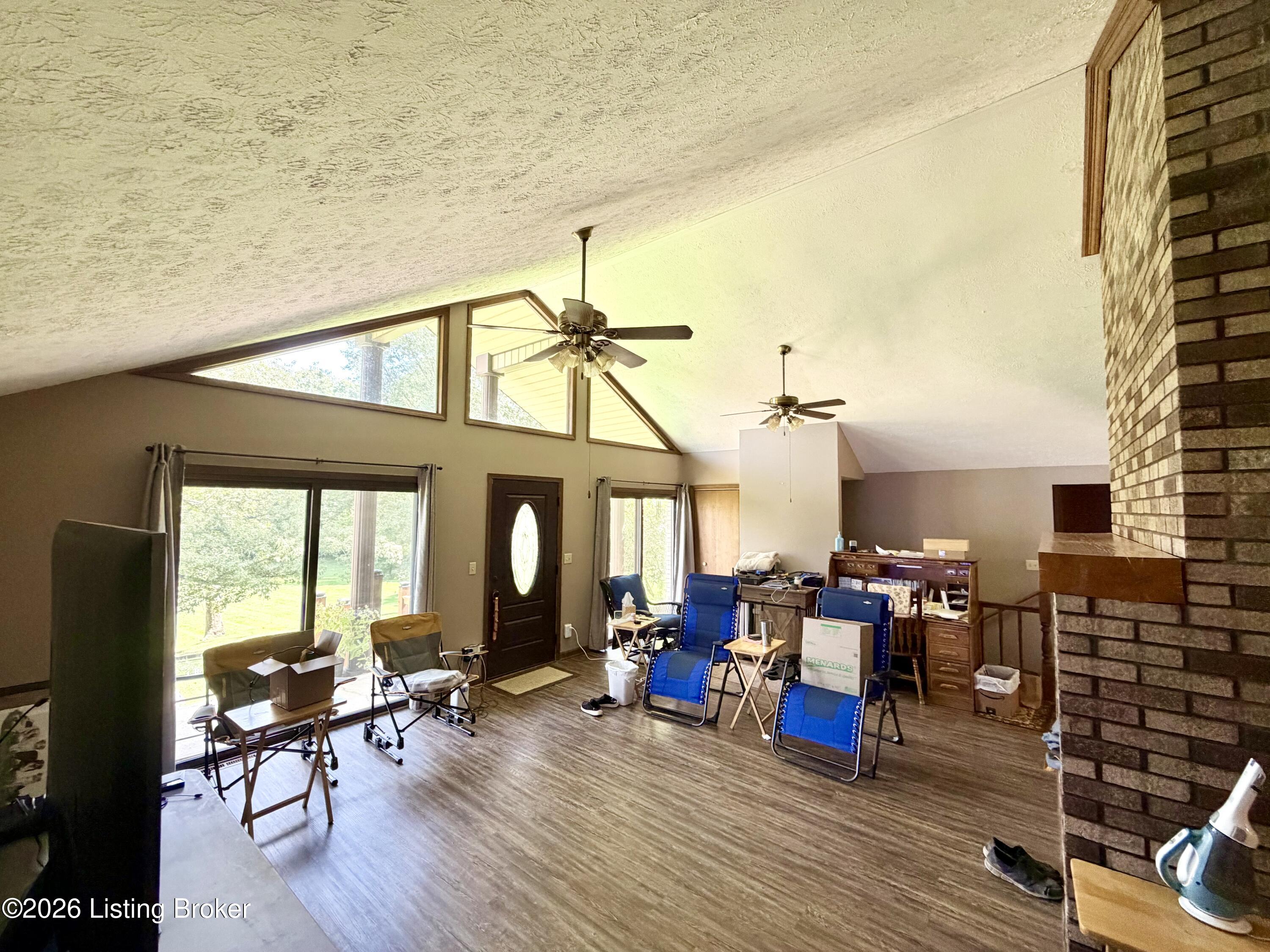 233 Berrytown Rd Property Photo 8